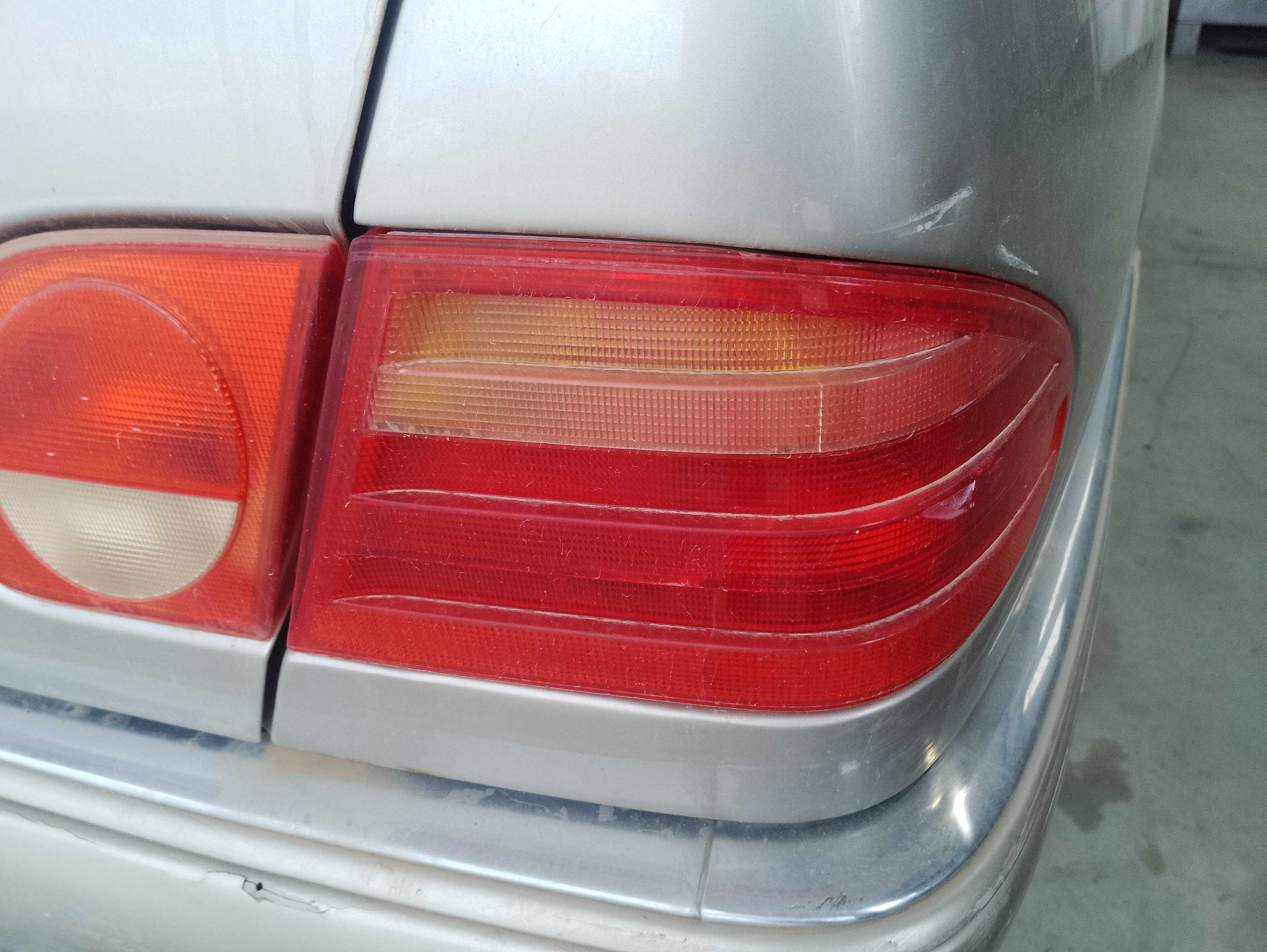 Recambio de piloto trasero derecho para mercedes-benz clase e (w210) berlina 200 (210.035) referencia OEM IAM   