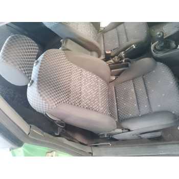 ASIENTO DELANTERO DERECHO 