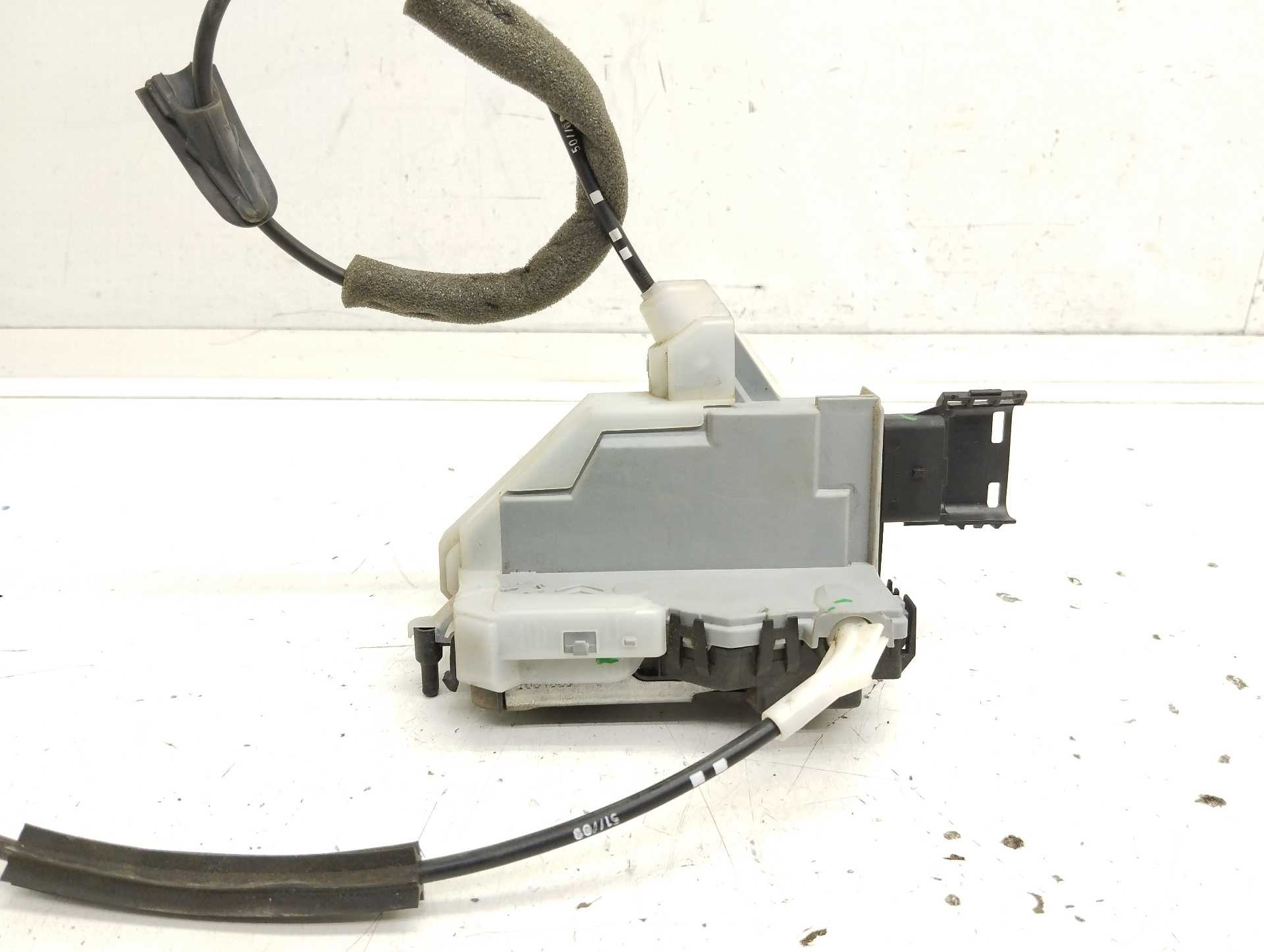Recambio de cerradura puerta trasera derecha para citroën c5 berlina business referencia OEM IAM PSA732153  