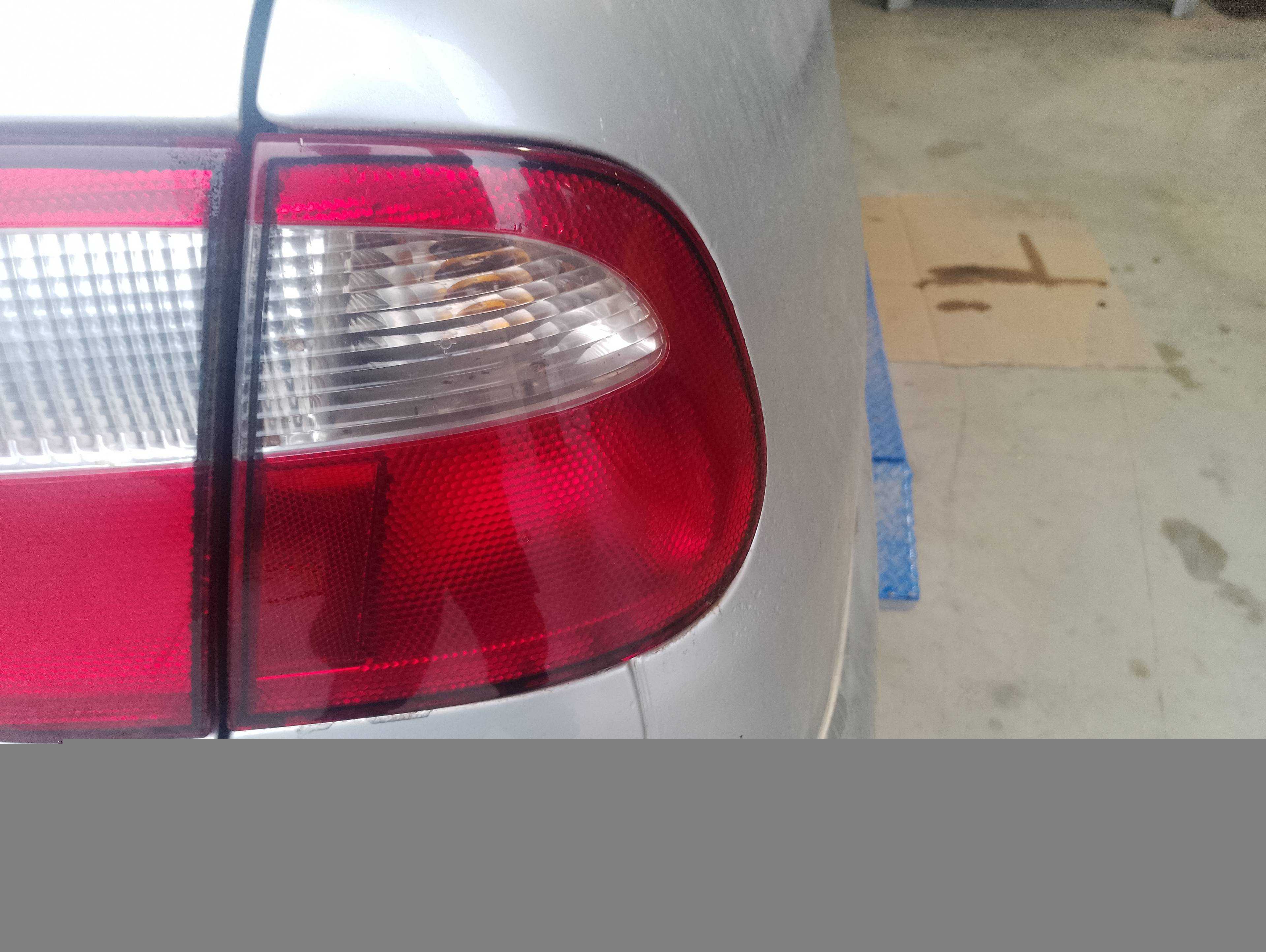 Recambio de piloto trasero derecho para seat cordoba berlina (6k2) sport referencia OEM IAM   