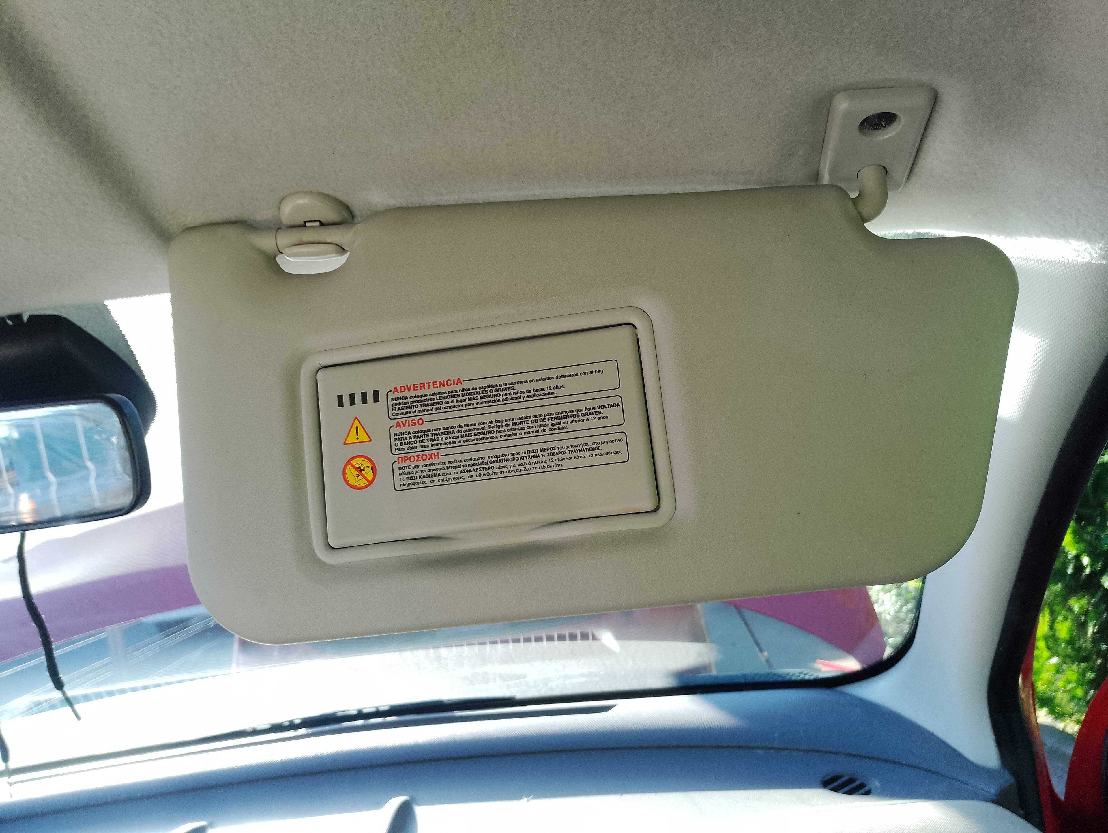 Recambio de parasol derecho para nissan micra (k12e) 25 aniversario referencia OEM IAM   