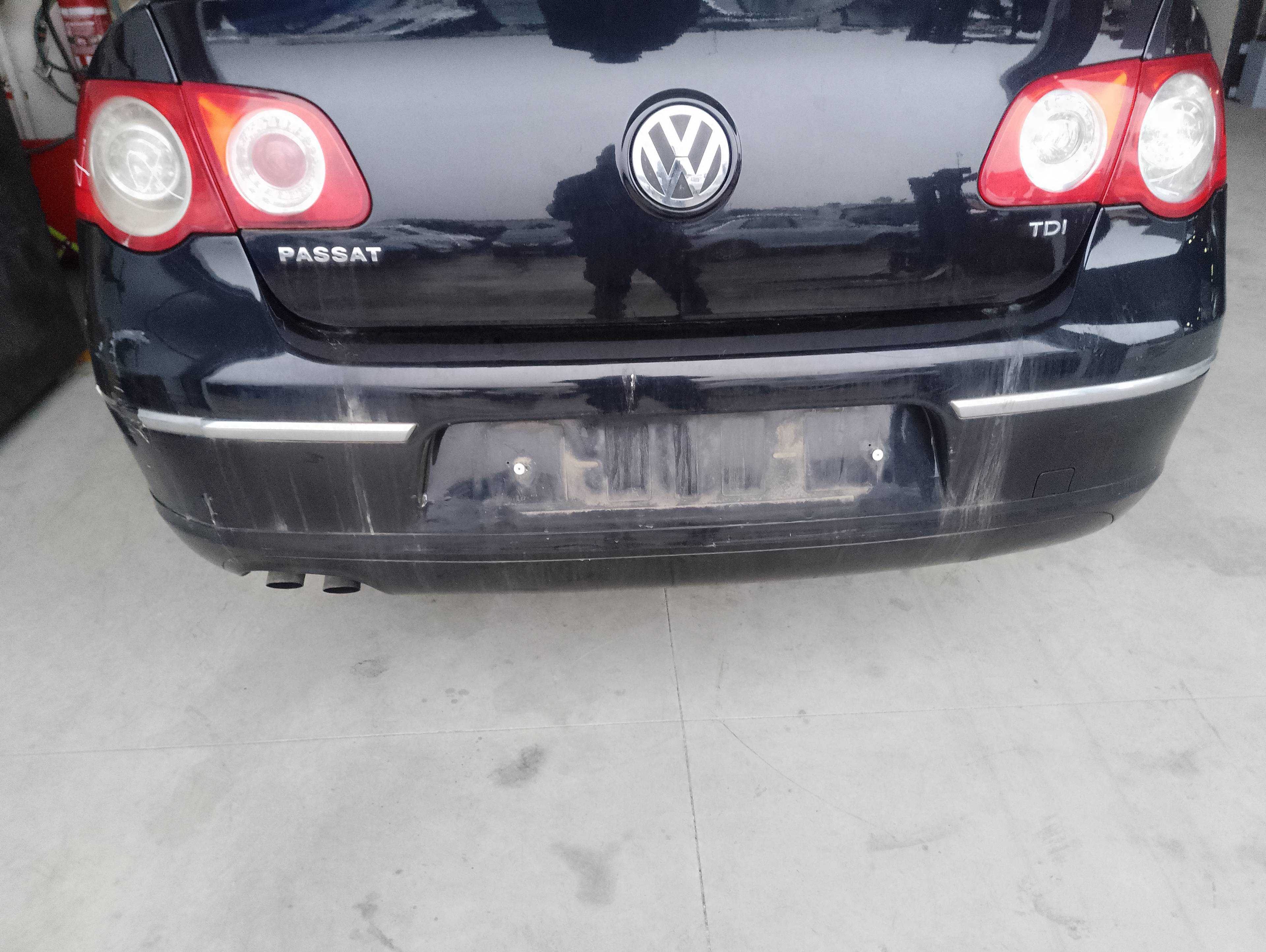 Recambio de paragolpes trasero para volkswagen passat berlina (3c2) advance referencia OEM IAM   