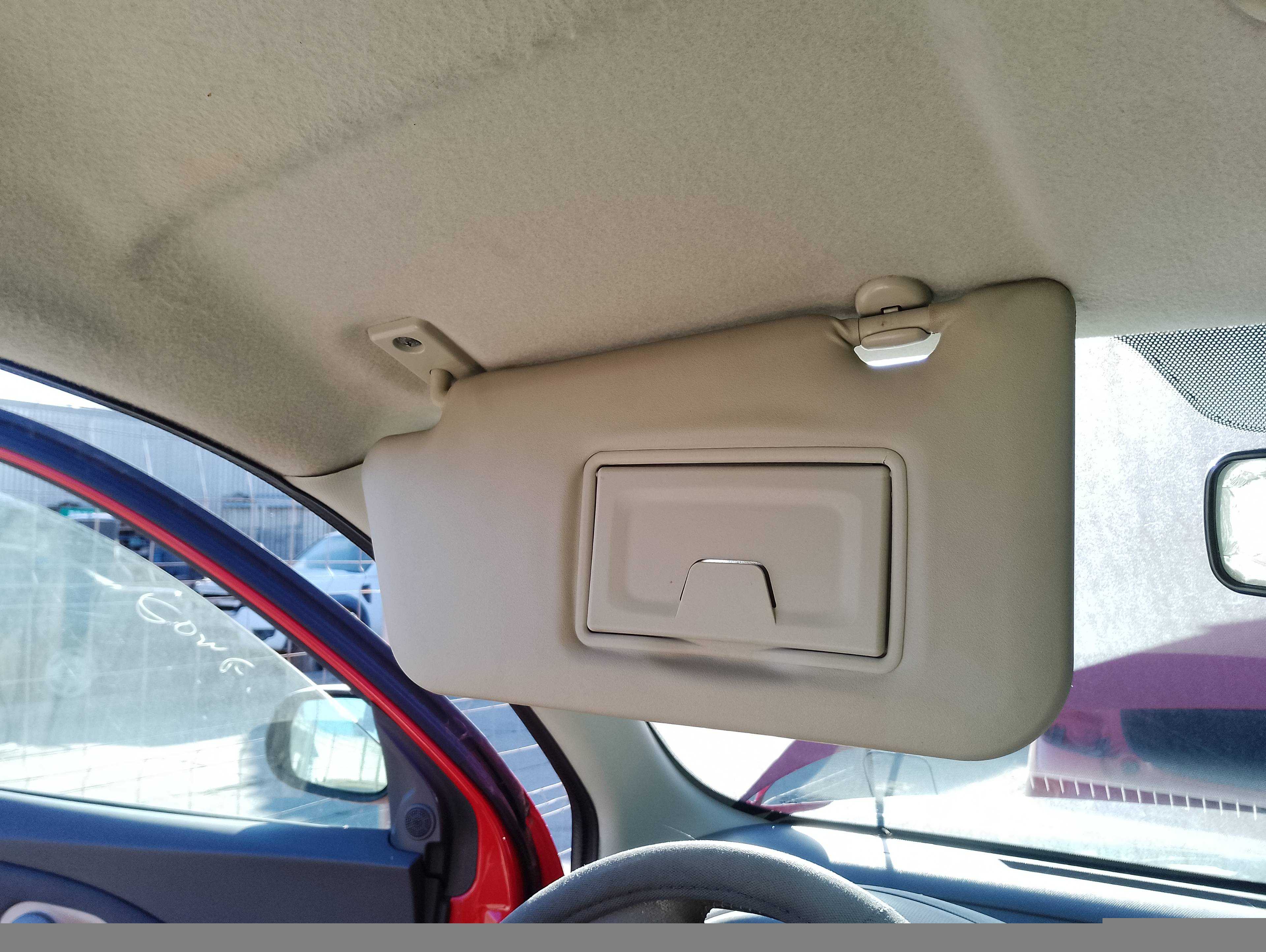 Recambio de parasol izquierdo para nissan micra (k12e) 25 aniversario referencia OEM IAM   