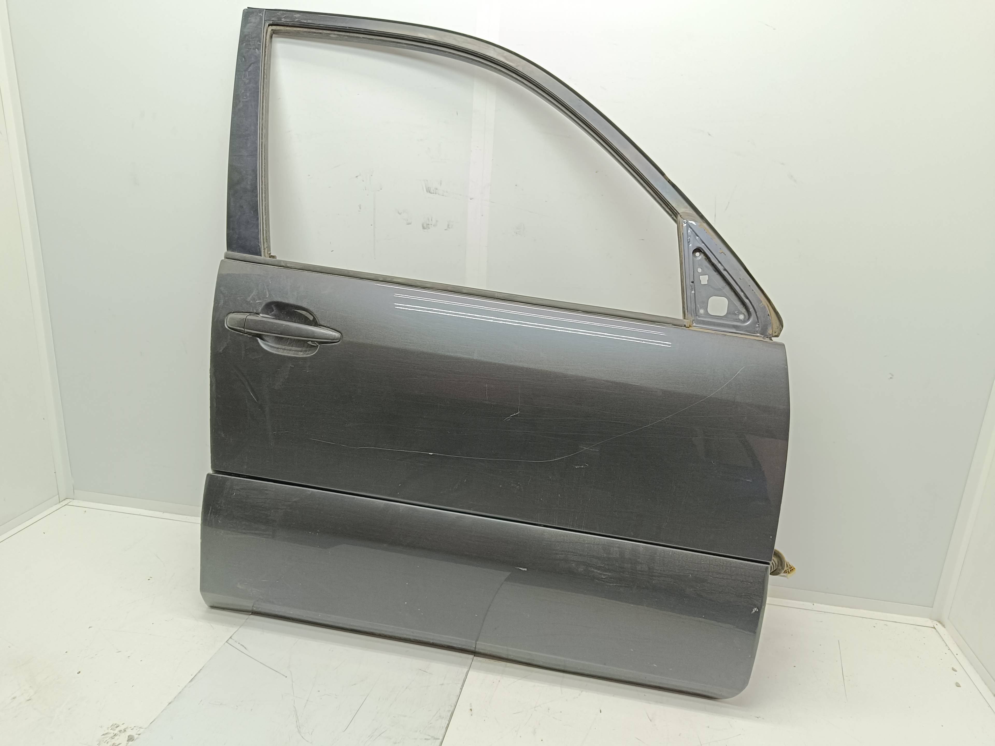 Recambio de puerta delantera derecha para toyota land cruiser (j12) 3.0 d-4d gx referencia OEM IAM   