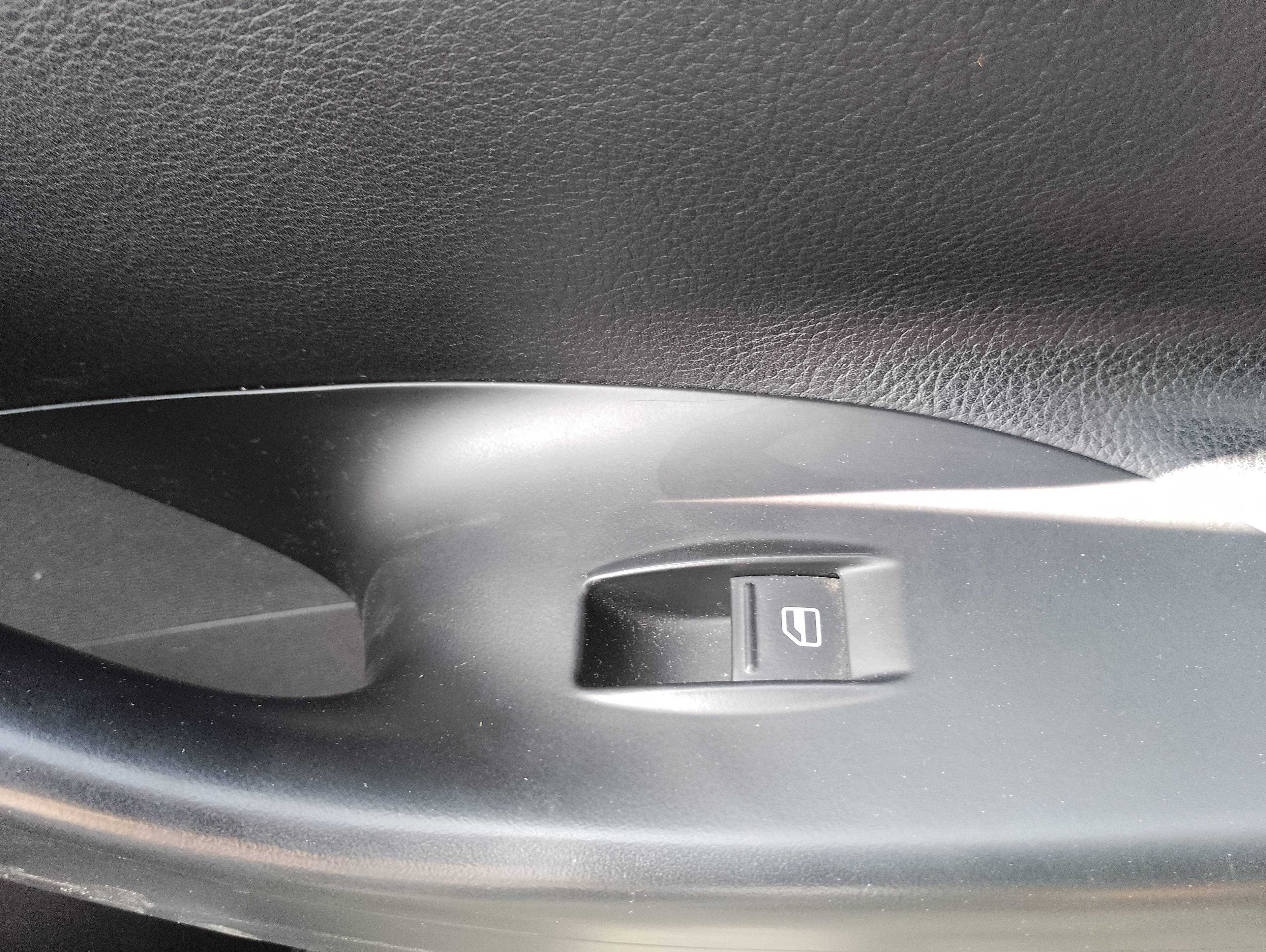 Recambio de mando elevalunas delantero derecho para volkswagen passat berlina (3c2) advance referencia OEM IAM   