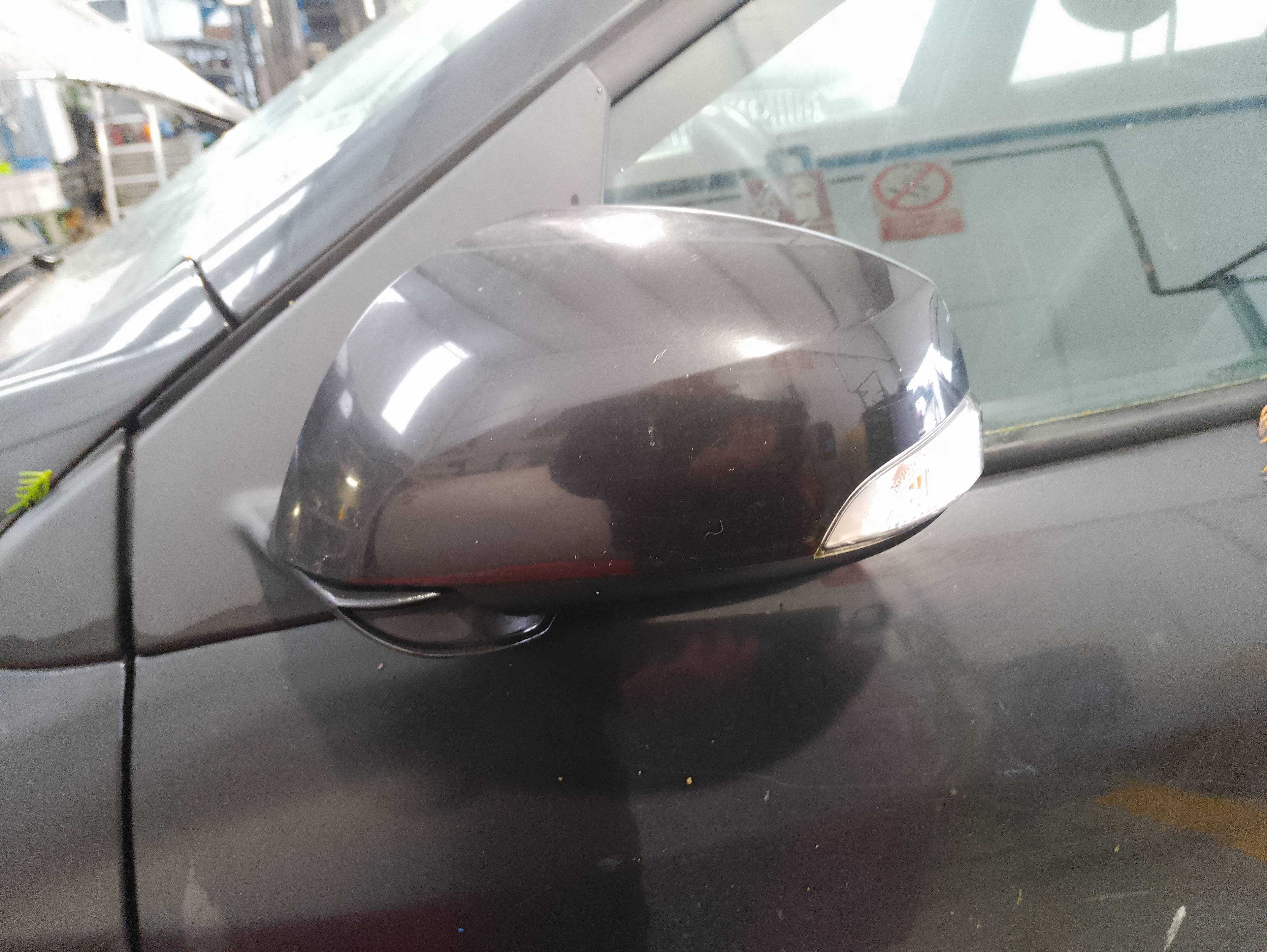 Recambio de retrovisor izquierdo para renault megane iii berlina 5 p business referencia OEM IAM   