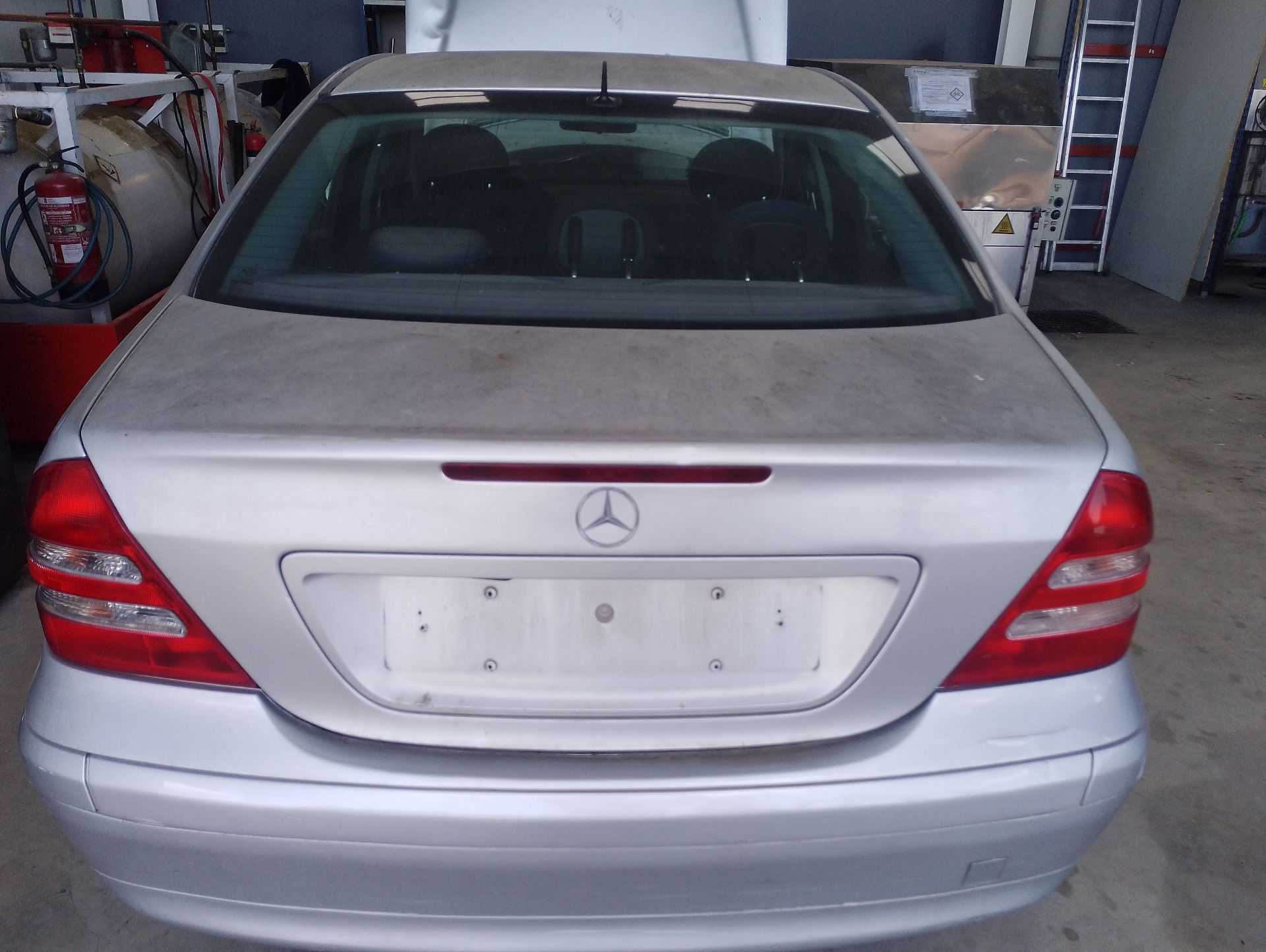 Recambio de tapa maletero para mercedes-benz clase c (w203) c 220 cdi (203.006) referencia OEM IAM   