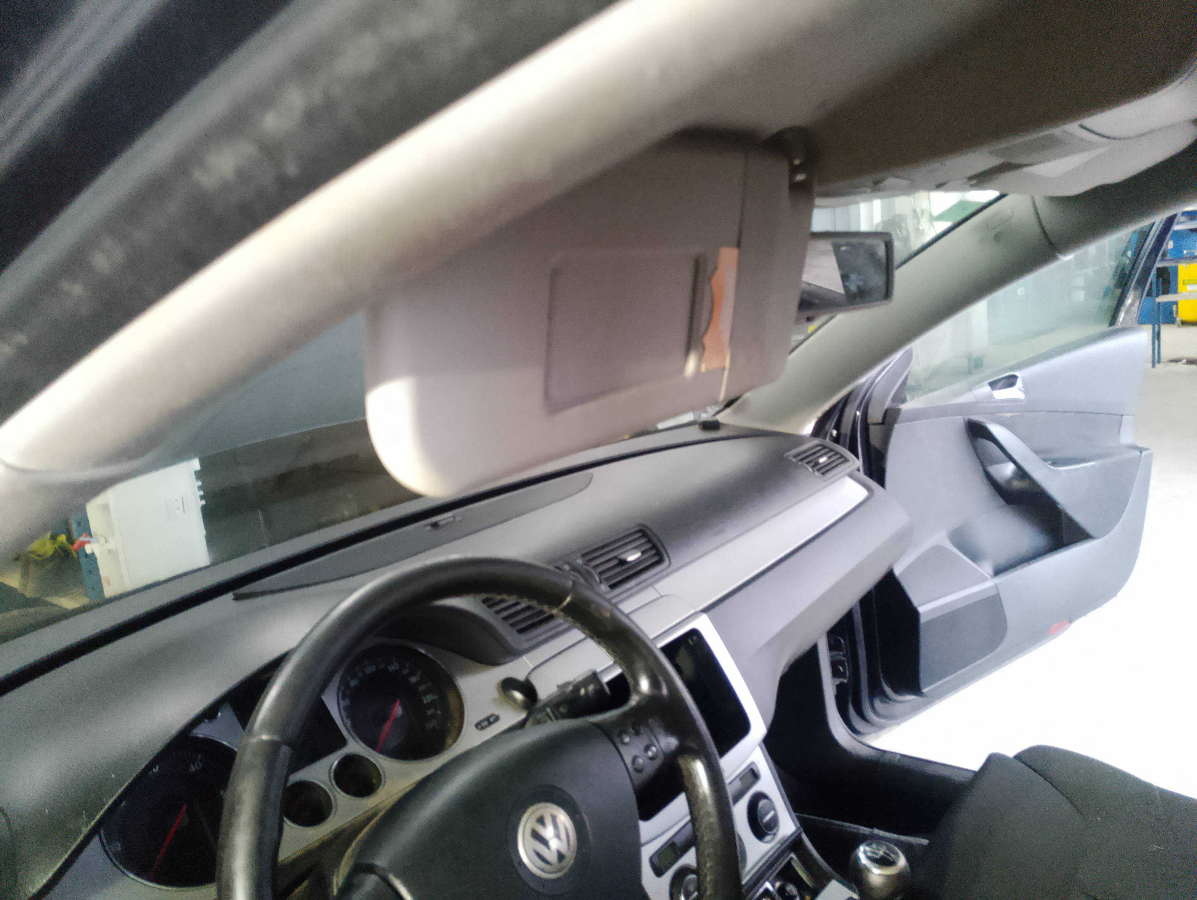 Recambio de parasol izquierdo para volkswagen passat berlina (3c2) advance referencia OEM IAM   