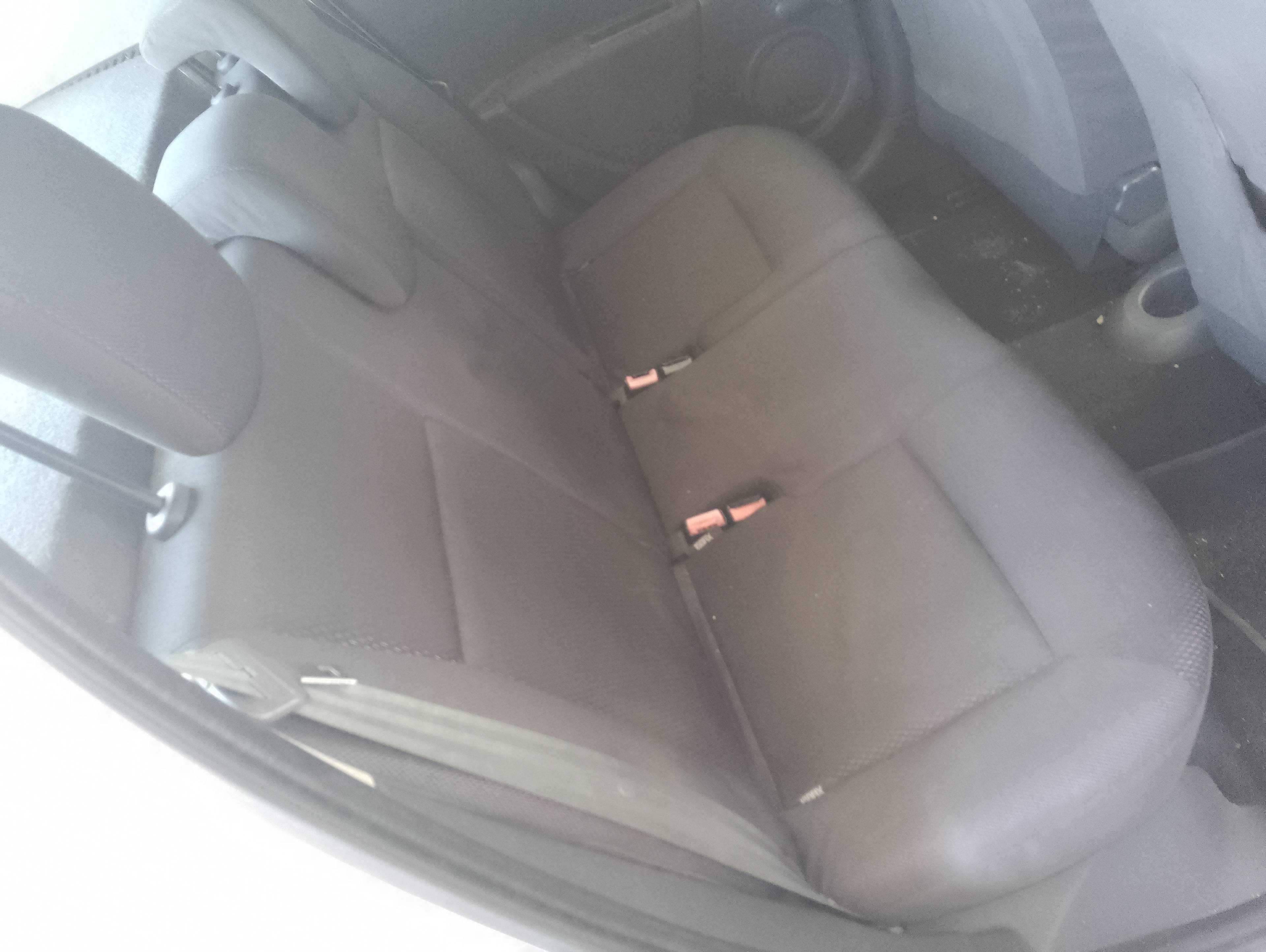 Recambio de asientos traseros para renault clio iii referencia OEM IAM   