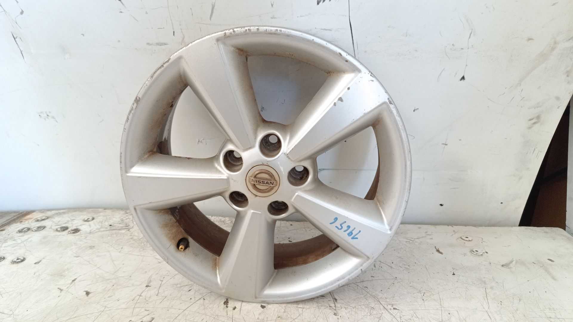 Recambio de llanta para nissan qashqai (j10) acenta referencia OEM IAM r17 jd110mb55 