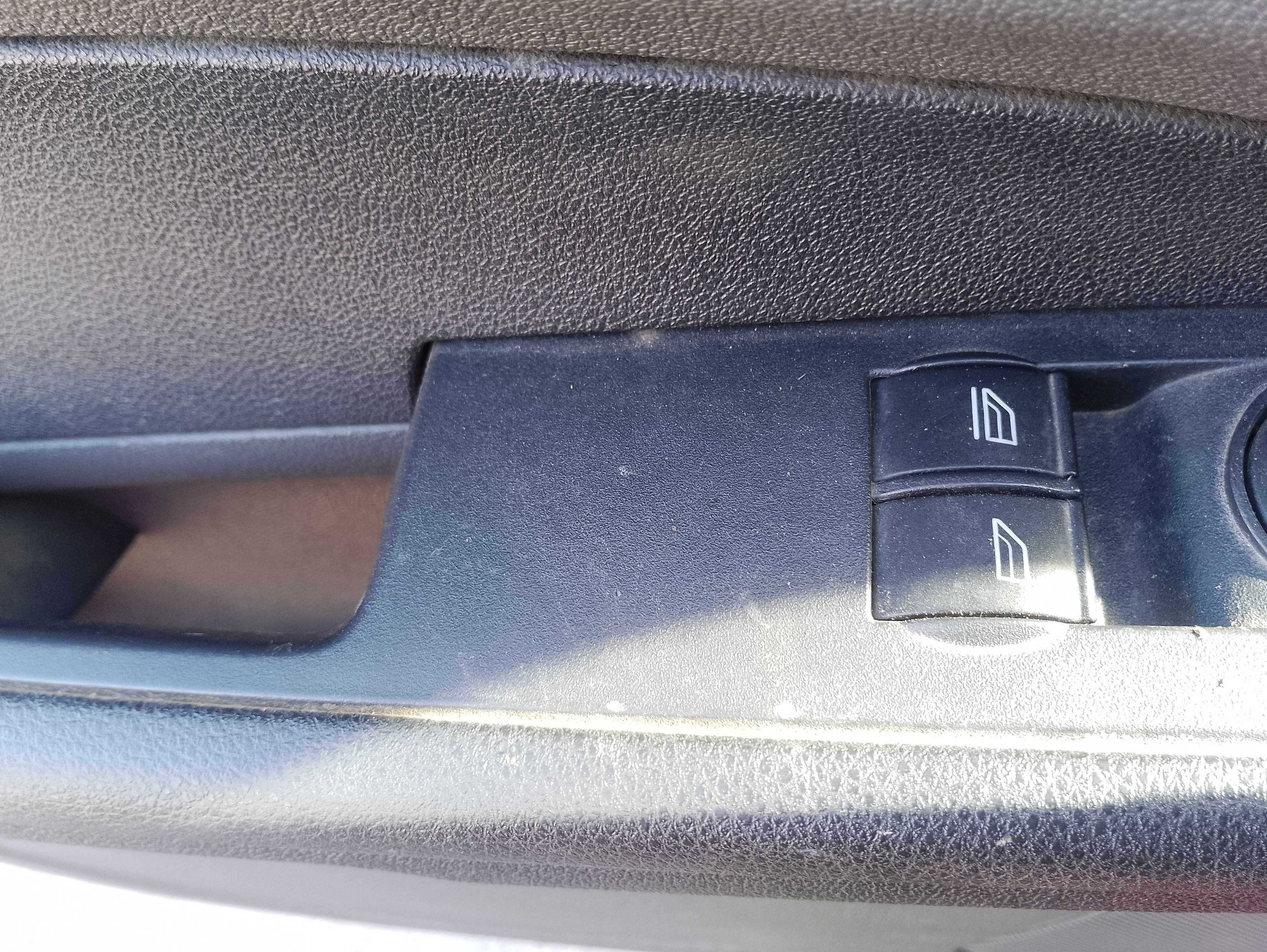 Recambio de mando elevalunas delantero izquierdo para ford focus berlina (cap) ambiente (d) referencia OEM IAM   