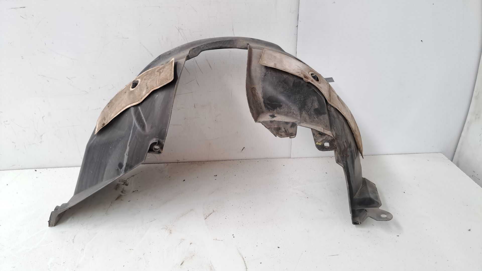 Recambio de paso rueda delantero izquierdo para dacia lodgy 15th anniversary referencia OEM IAM 638411852r  