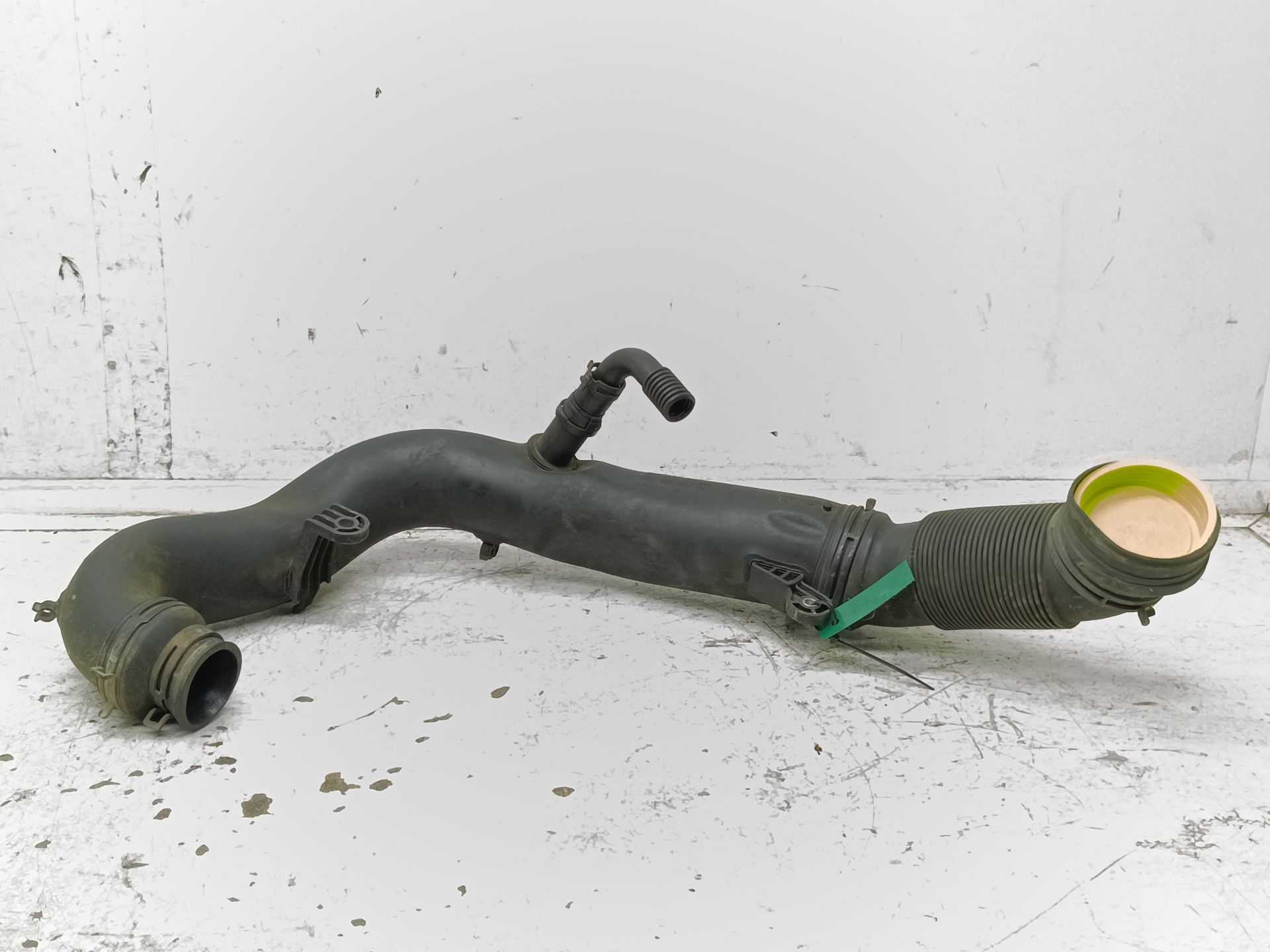 Recambio de tubo de admision para volkswagen golf v berlina (1k1) gt sport referencia OEM IAM 1K0129654AJ 446143604 
