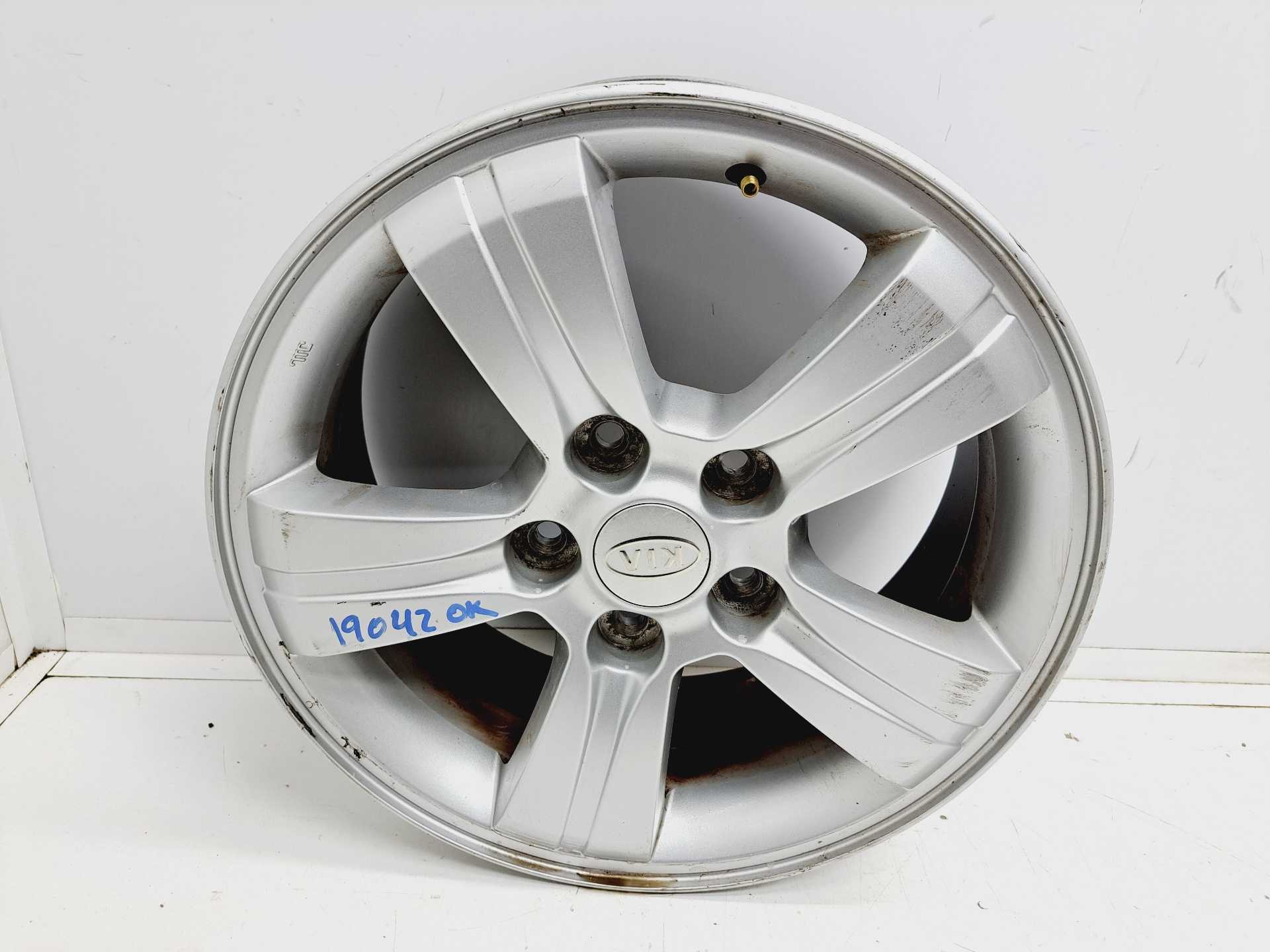 Recambio de llanta para kia sportage concept referencia OEM IAM 529101F350 R16 
