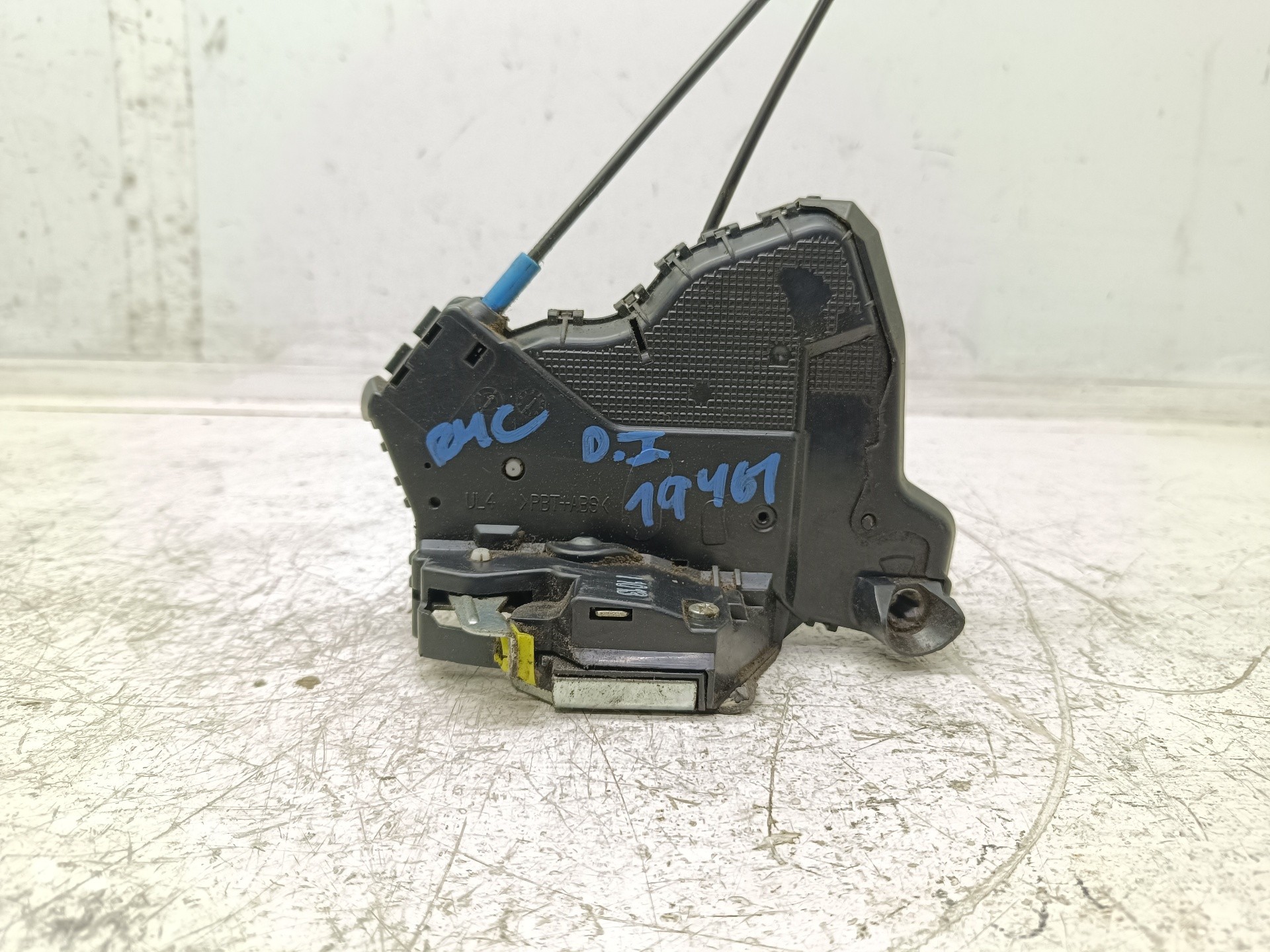Recambio de cerradura puerta delantera izquierda para toyota auris hybrid active referencia OEM IAM   