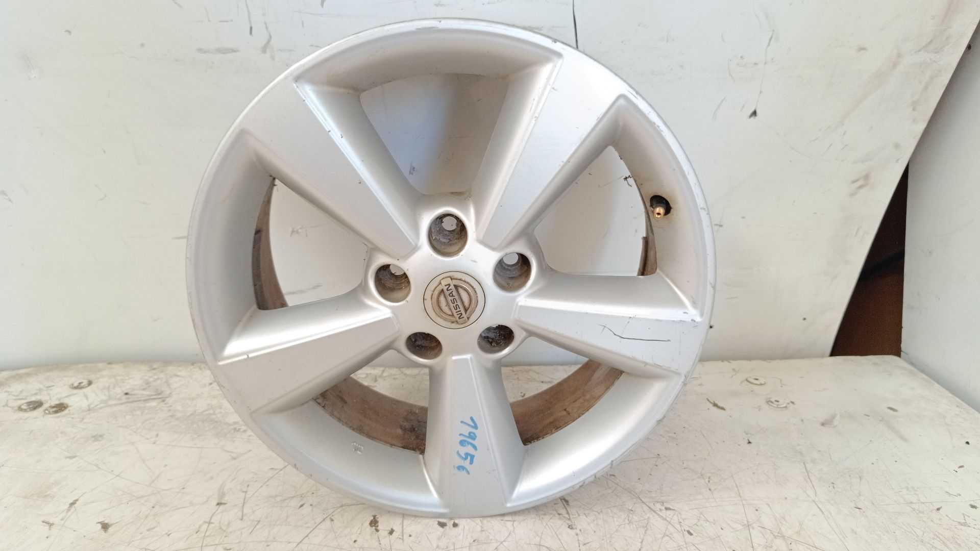 Recambio de llanta para nissan qashqai (j10) acenta referencia OEM IAM r17 jd110mb55 