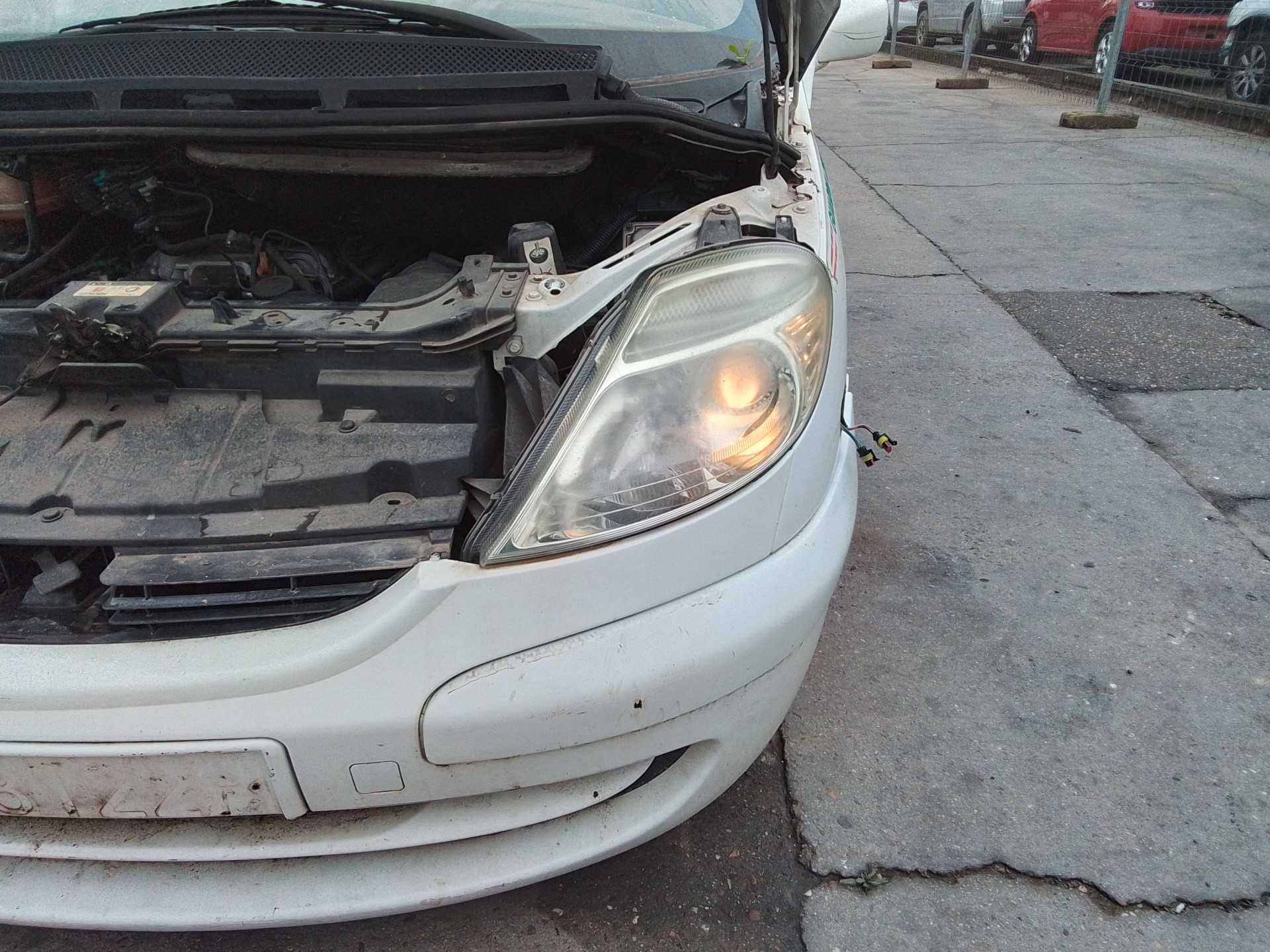 Recambio de faro izquierdo para citroën c8 2.0 hdi x referencia OEM IAM   