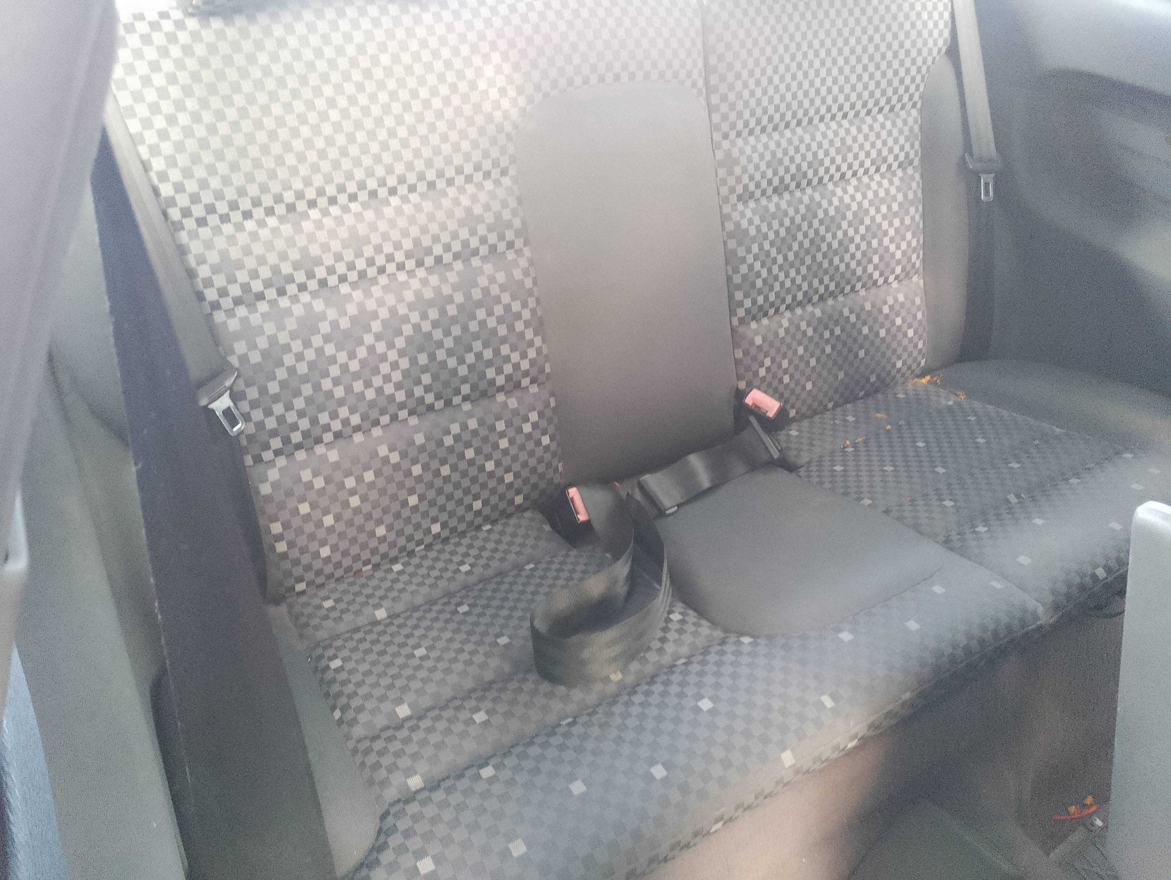 Recambio de asientos traseros para audi a3 (8l) 1.8 ambiente referencia OEM IAM   