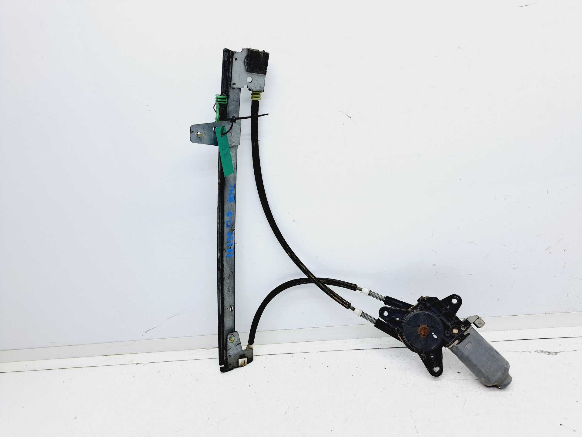 Recambio de elevalunas delantero derecho para peugeot 306 berlina 3/4/5 puertas (s2) graffic referencia OEM IAM 400392  