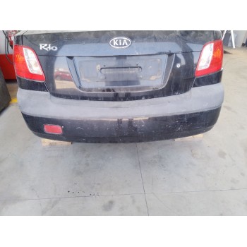 Recambio de paragolpes trasero para kia rio ii sedán (jb) 1.4 16v referencia OEM IAM 866111G200  