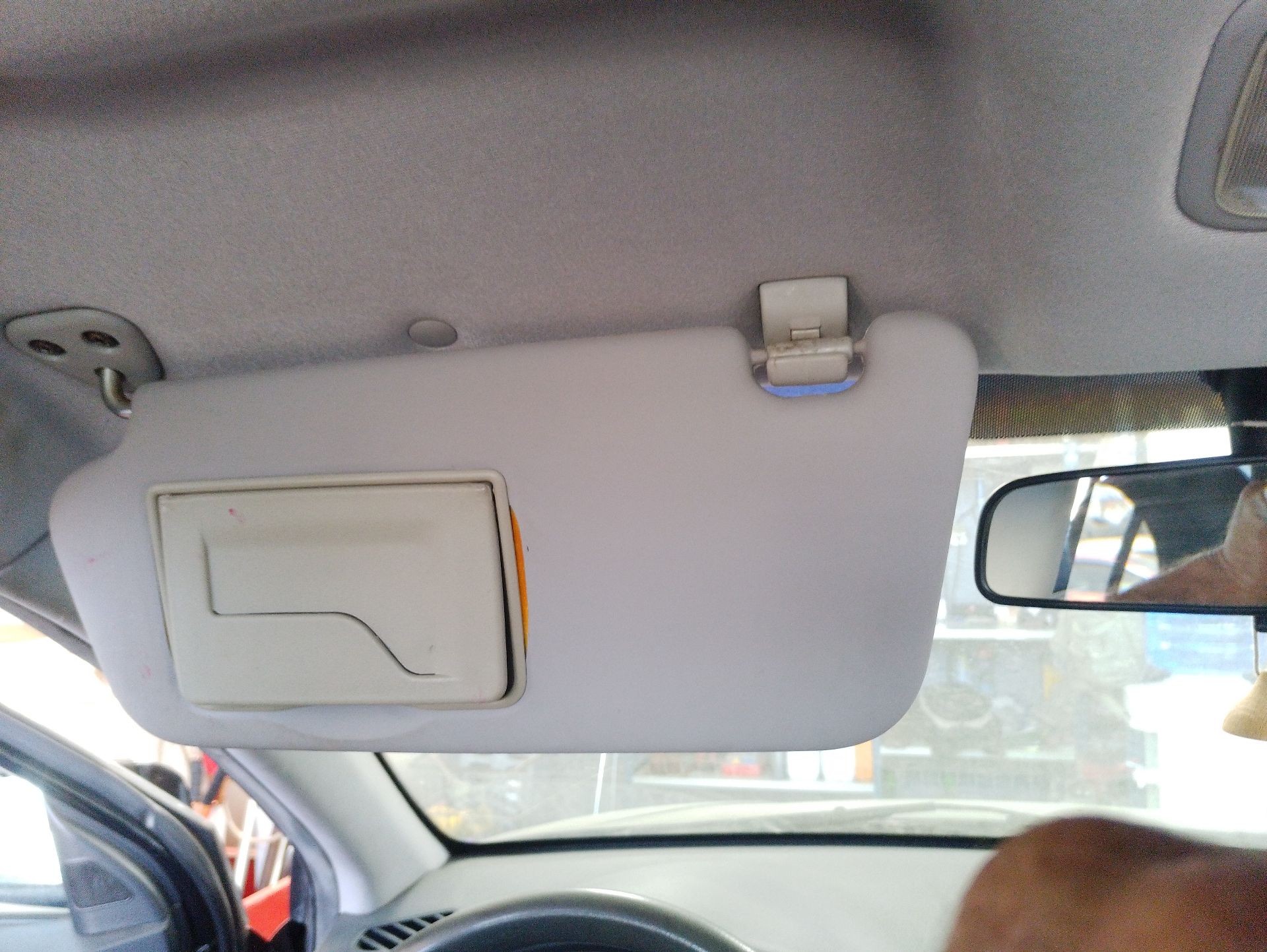 Recambio de parasol izquierdo para kia rio ii sedán (jb) 1.4 16v referencia OEM IAM 852101G110LX  
