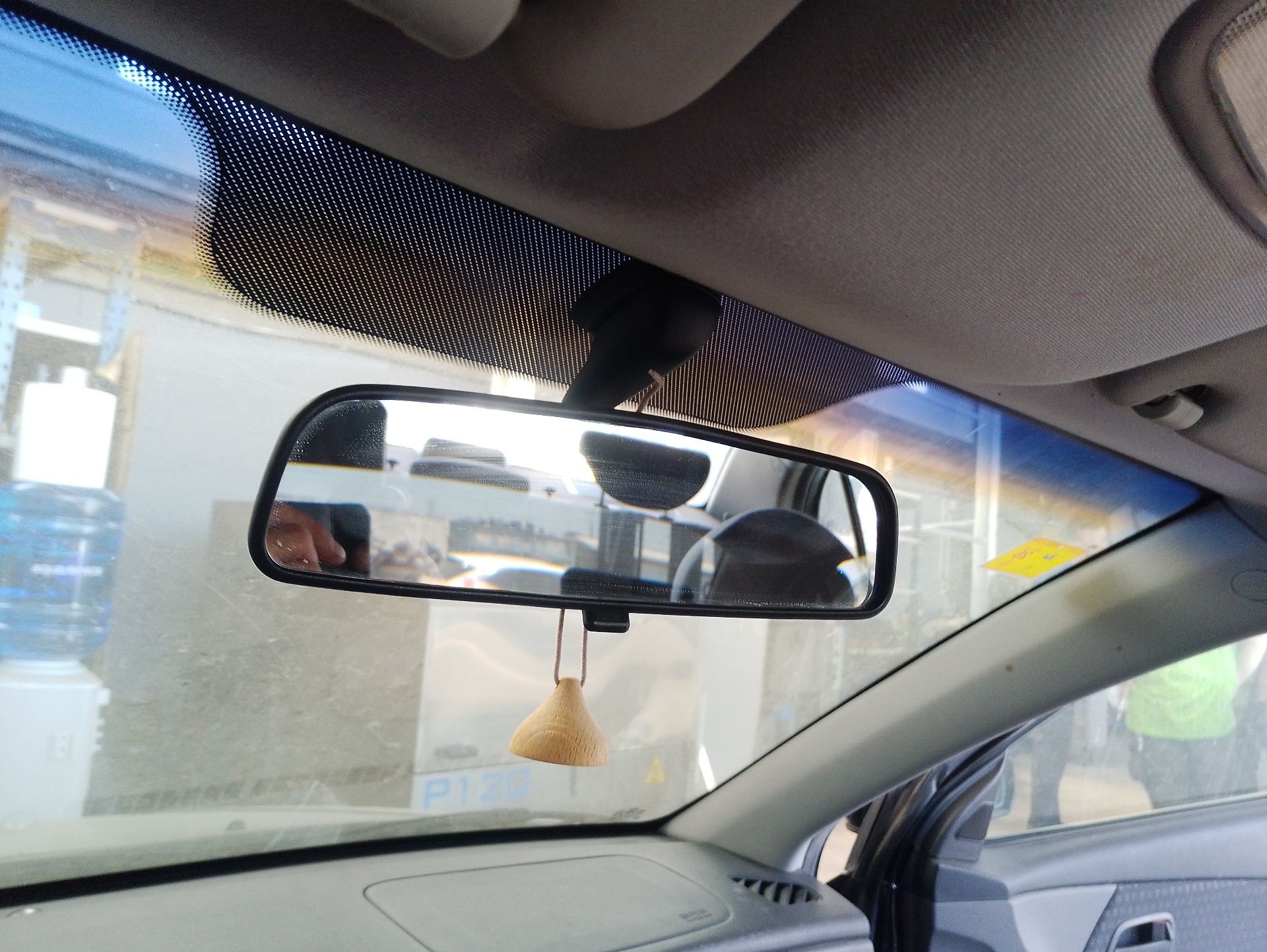 Recambio de espejo retrovisor interior para kia rio ii sedán (jb) 1.4 16v referencia OEM IAM 8510134000  