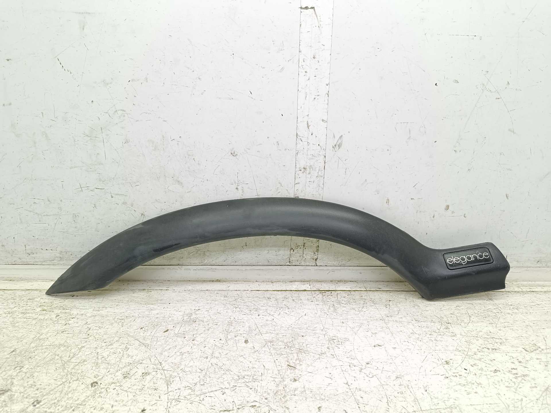 Recambio de aletin delantero izquierdo para opel zafira a blue line referencia OEM IAM 090597591  