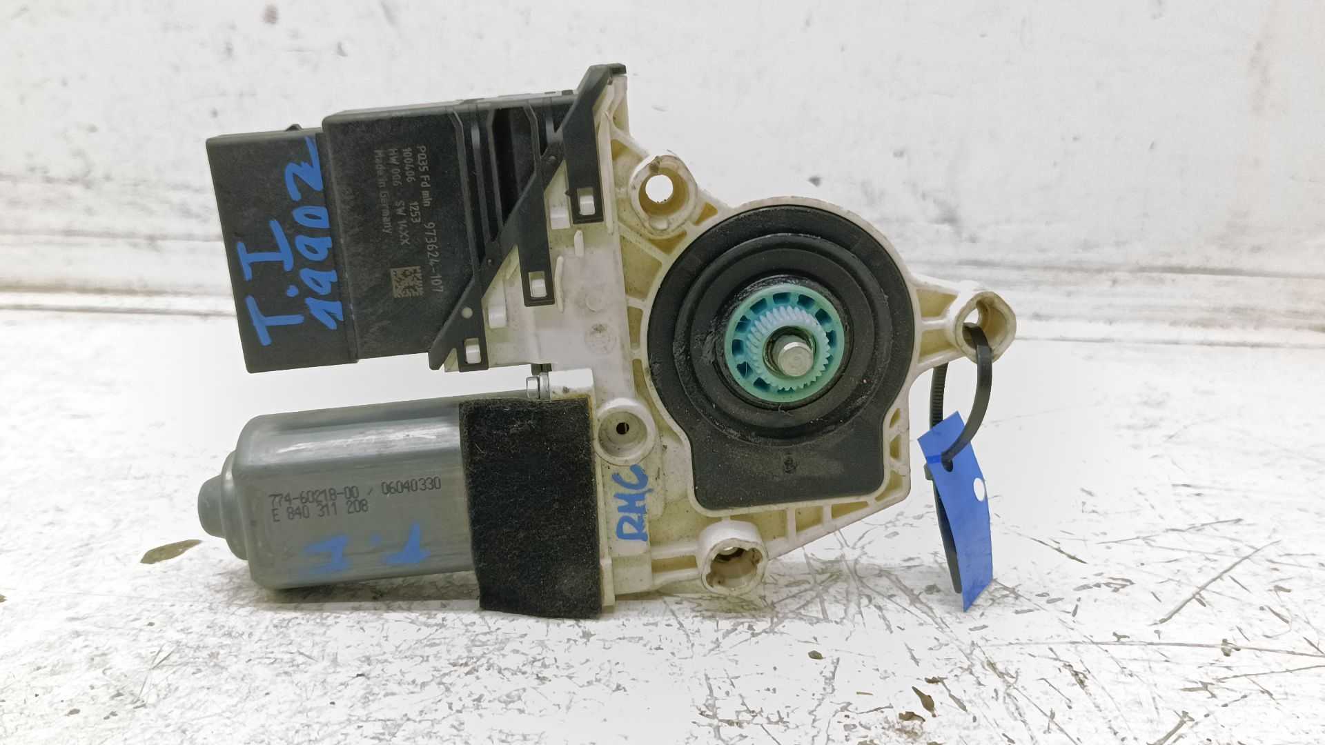 Recambio de motor elevalunas trasero izquierdo para seat altea xl (5p5) reference ecomotive referencia OEM IAM 1K0959703AE 99591