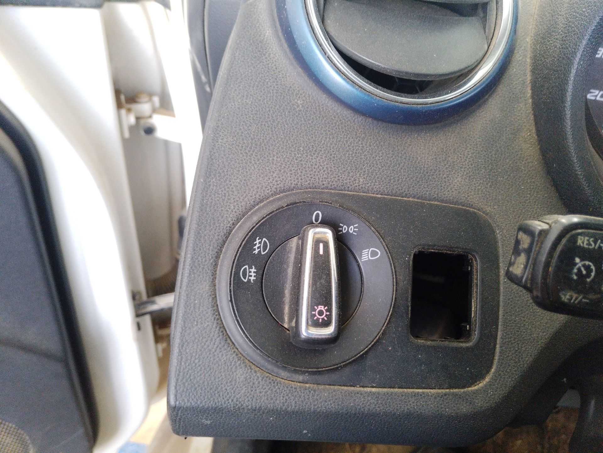 Recambio de mando luces para seat ibiza iv (6j5, 6p1) 1.0 referencia OEM IAM   