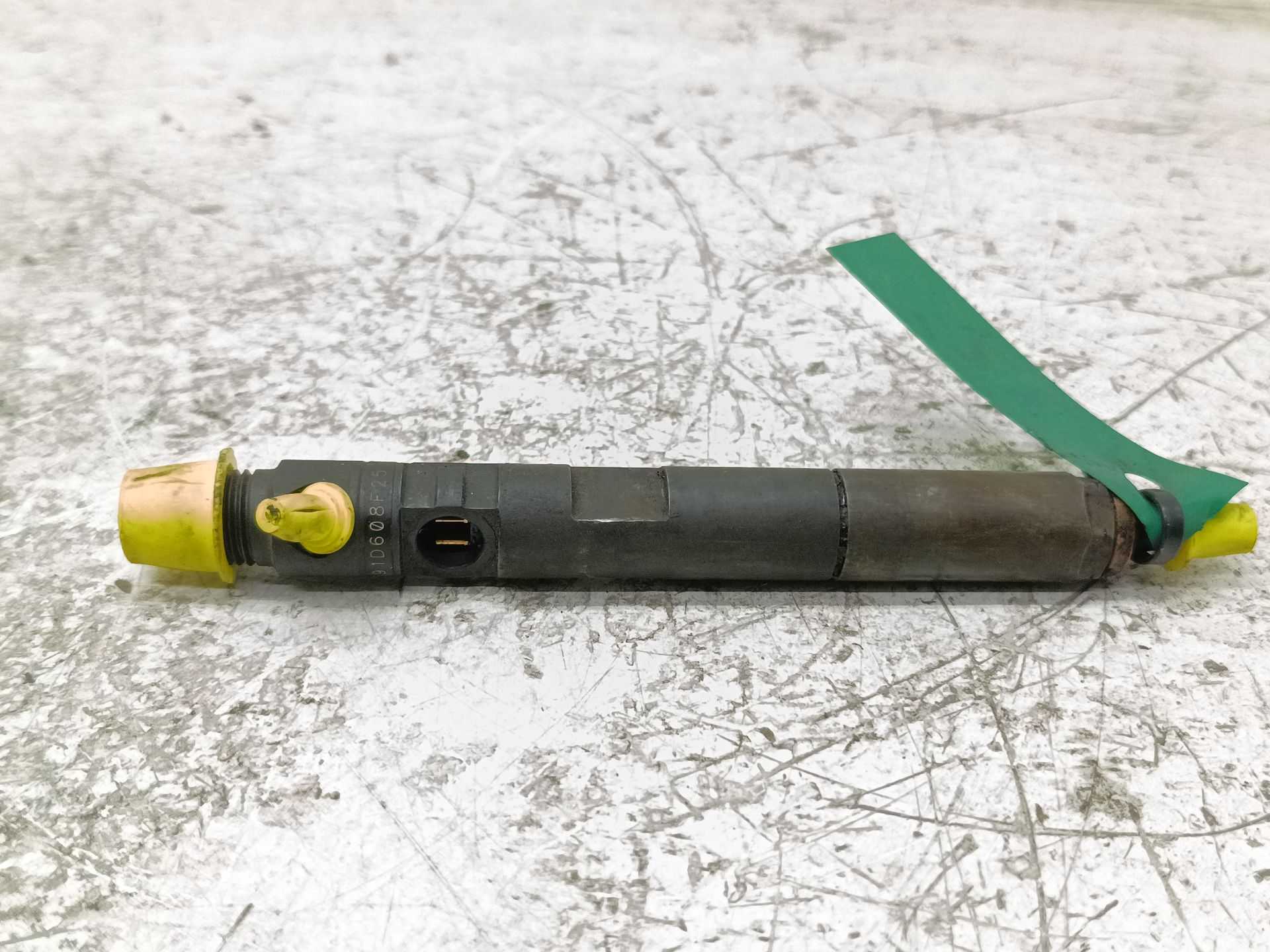 Recambio de inyector para renault kangoo (f/kc0) alize referencia OEM IAM 8200049876 28232242 