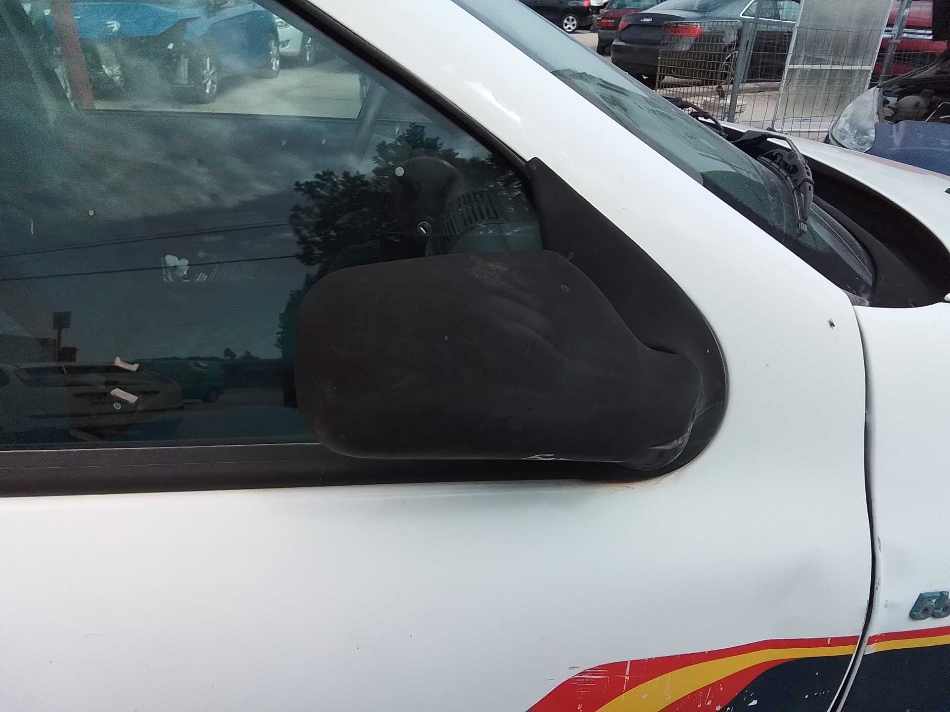 Recambio de retrovisor derecho para fiat punto berlina (176) referencia OEM IAM   