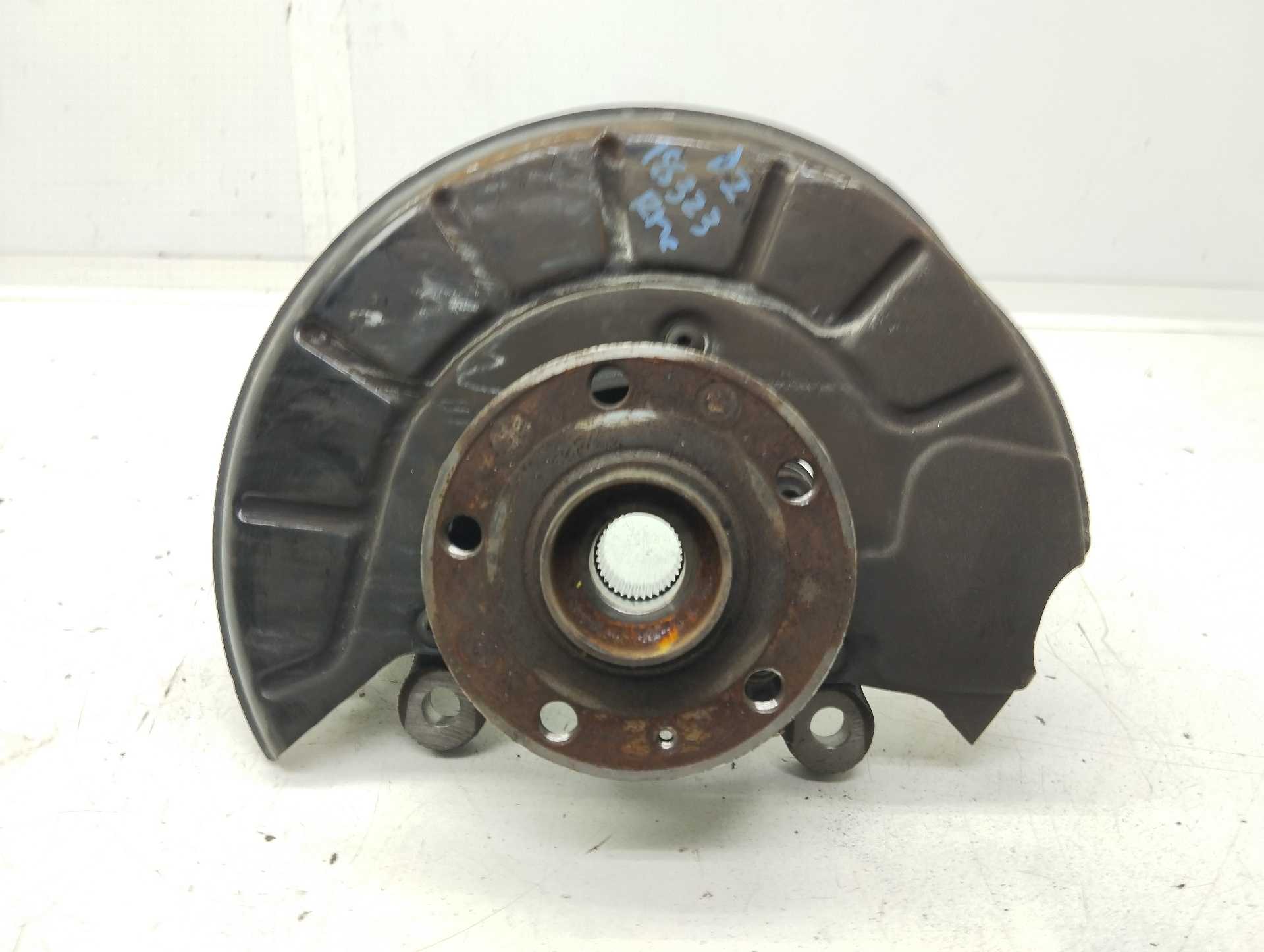 Recambio de mangueta delantera izquierda para audi q3 (8ug) attraction referencia OEM IAM   