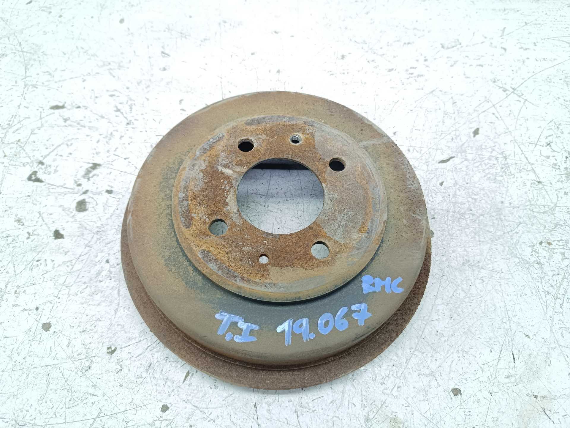 Recambio de tambor freno trasero izquierdo para hyundai accent (mc) referencia OEM IAM 5841125201  