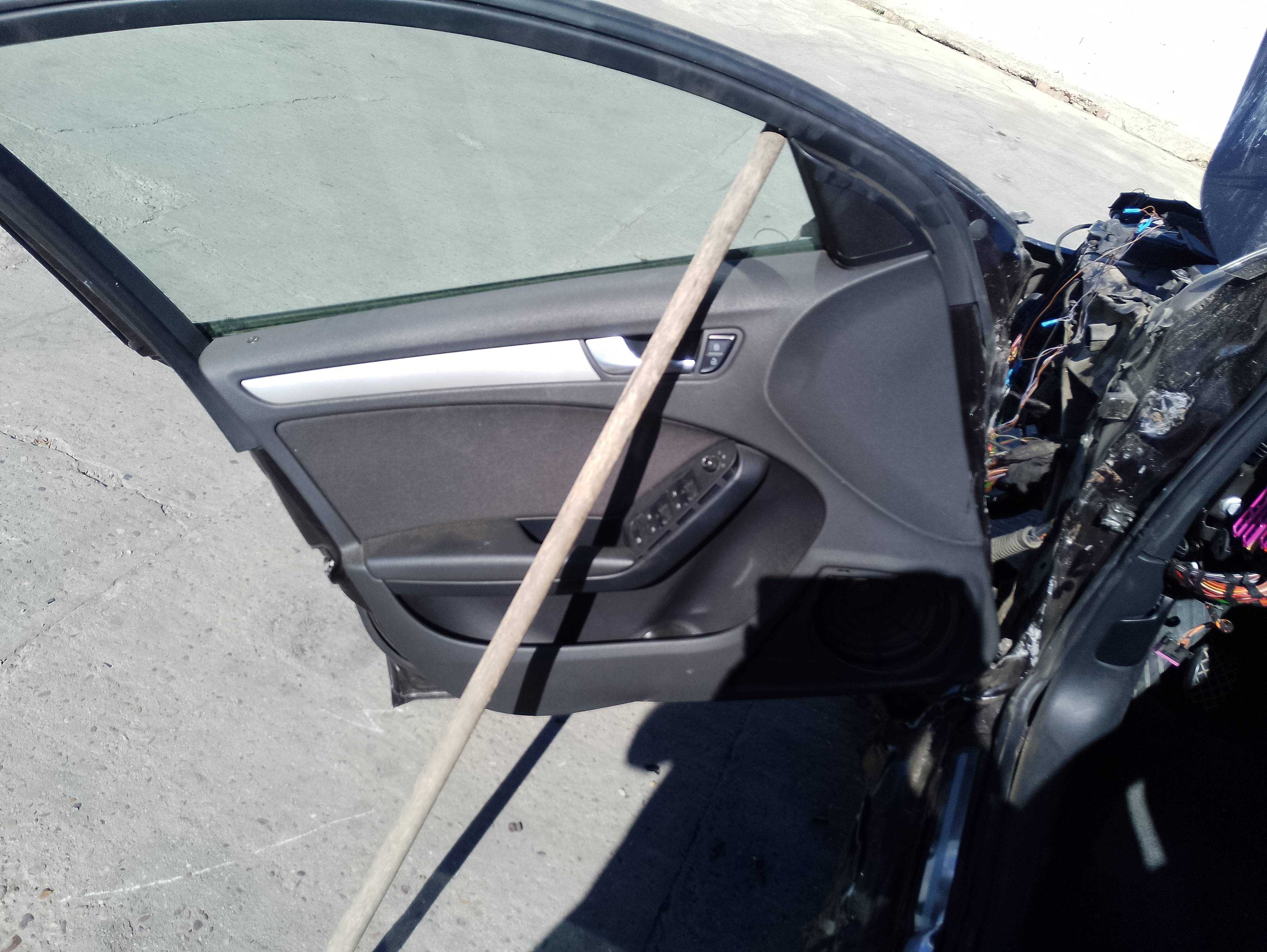 Recambio de guarnecido puerta delantera izquierda para audi a4 avant (8k5) (2008) básico referencia OEM IAM   
