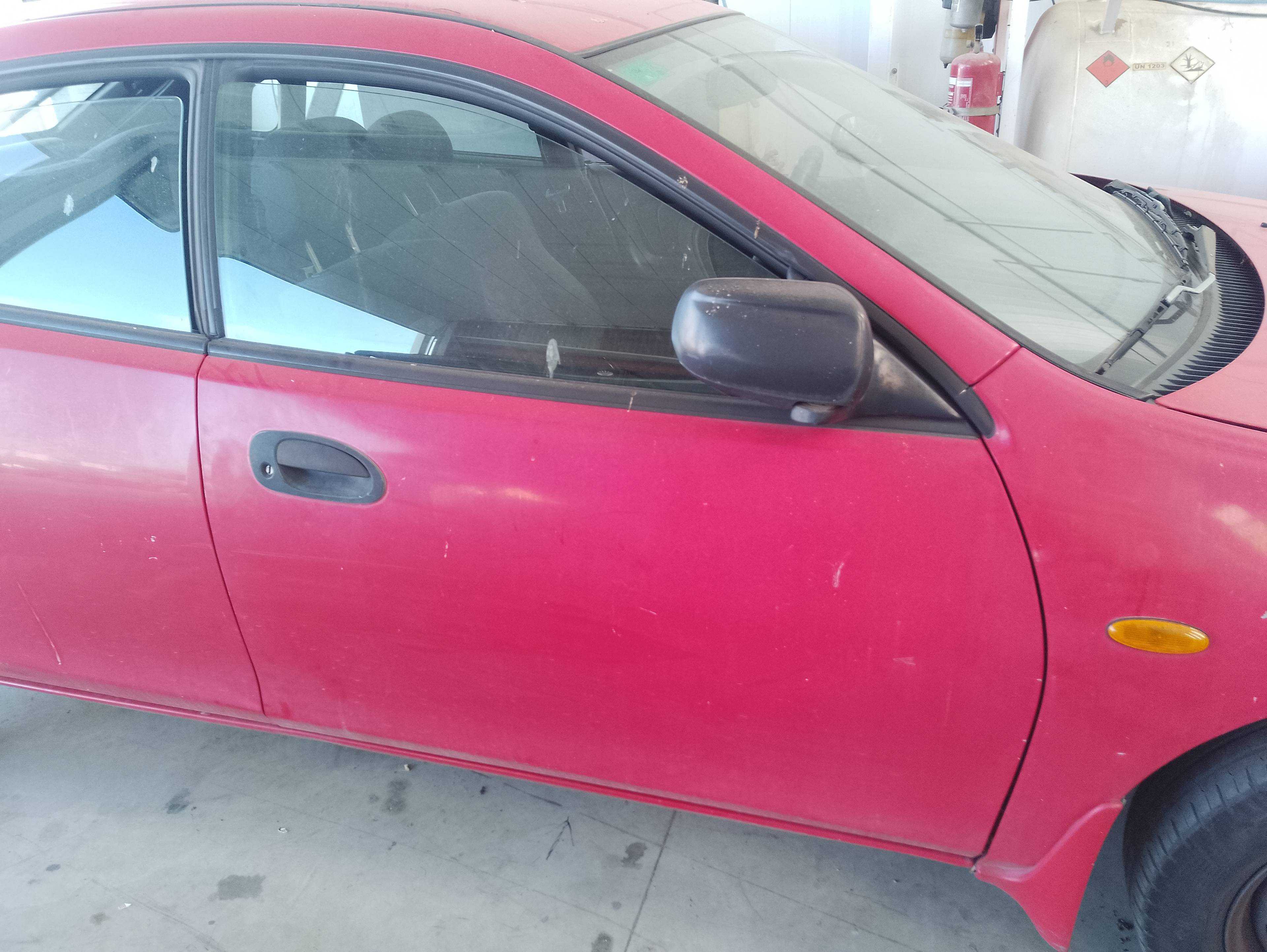 Recambio de puerta delantera derecha para mazda 323 berlina c/f/s (ba) 1.5 c referencia OEM IAM   