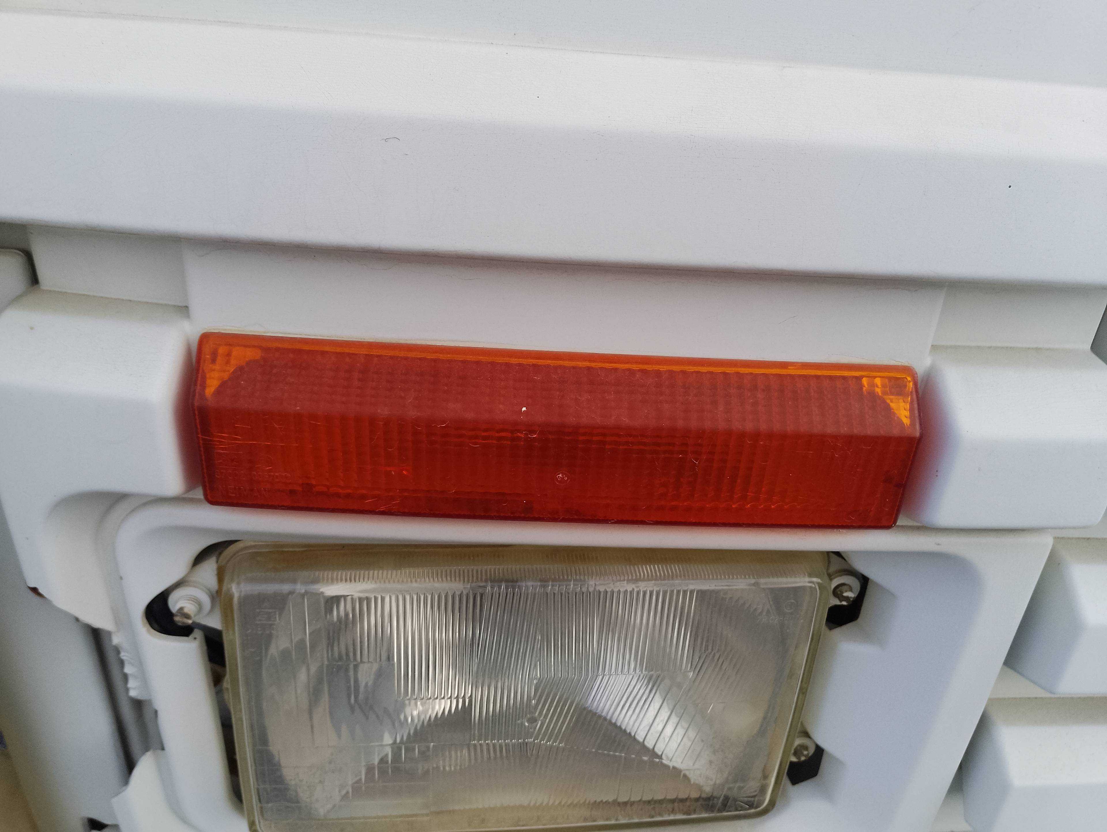 Recambio de piloto delantero derecho para renault s 12008 a referencia OEM IAM   