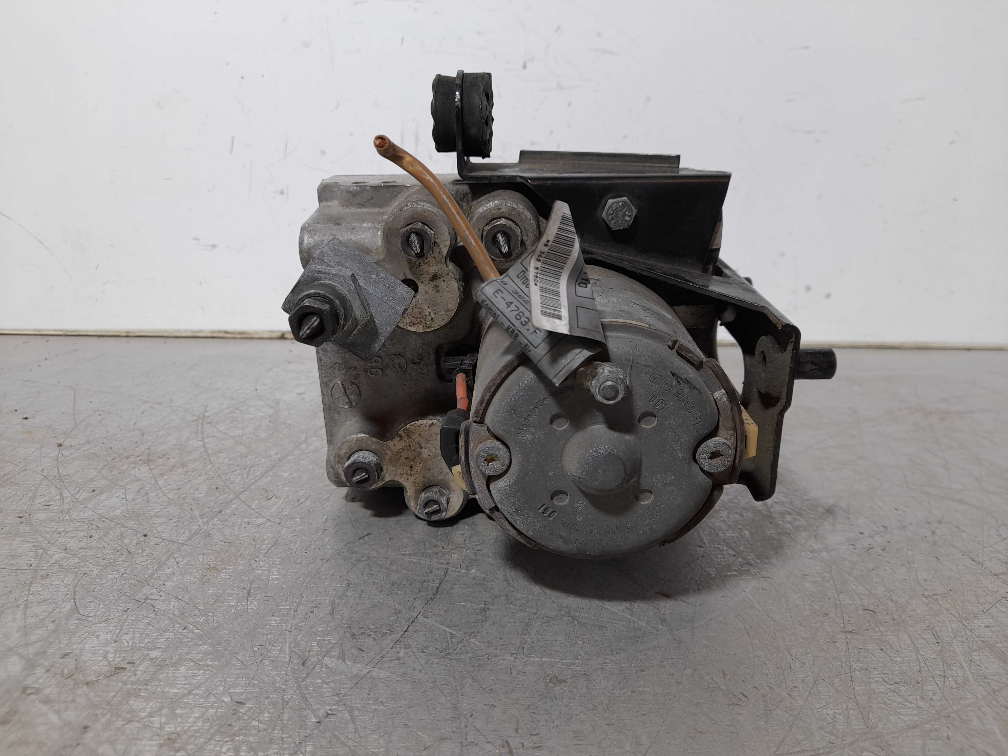 Recambio de abs para bmw serie 5 berlina (e39) 528i referencia OEM IAM 0265217000 BOSCH 