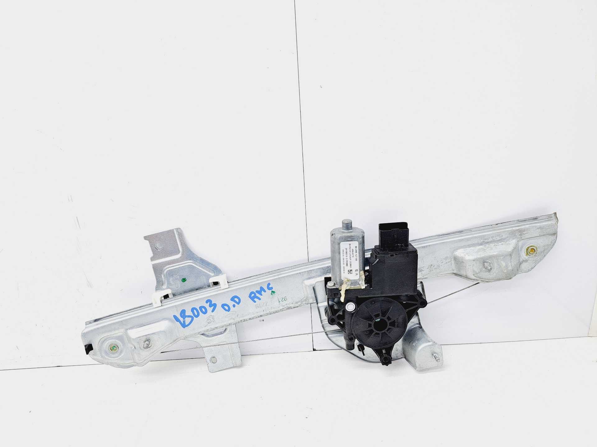 Recambio de elevalunas delantero derecho para peugeot 2008 (--.2013) allure referencia OEM IAM 9829512780 0130824258 BOSCH