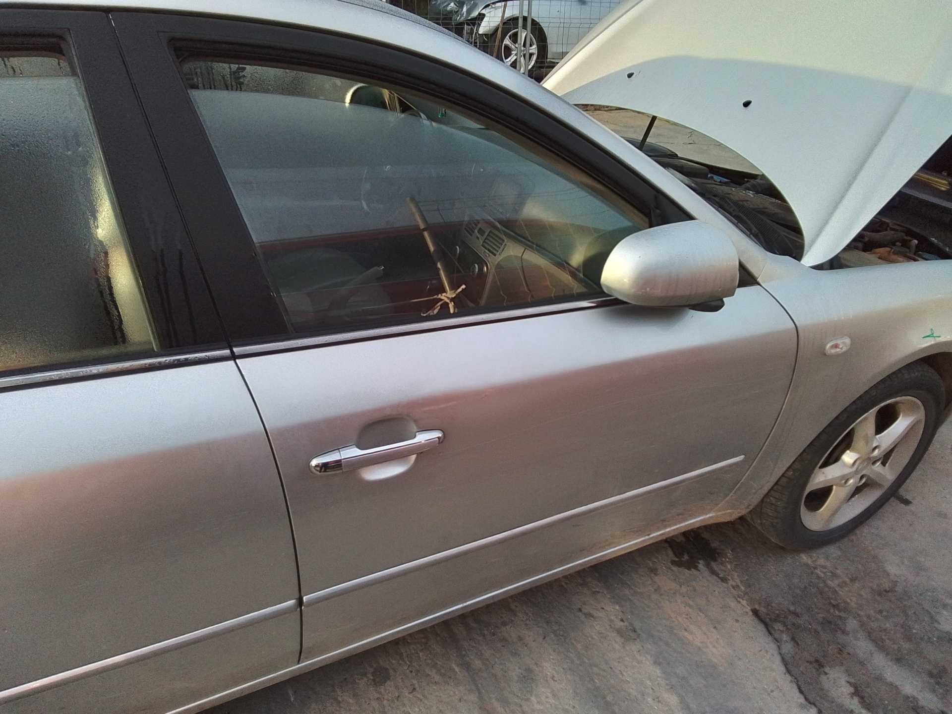 Recambio de puerta delantera derecha para hyundai sonata (nf) 2.0 crdi cat referencia OEM IAM   