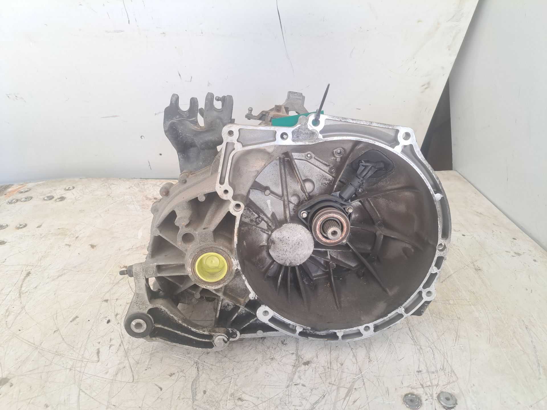 Recambio de caja cambios para ford focus berlina (cap) ambiente (d) referencia OEM IAM 6m5r7002yc  