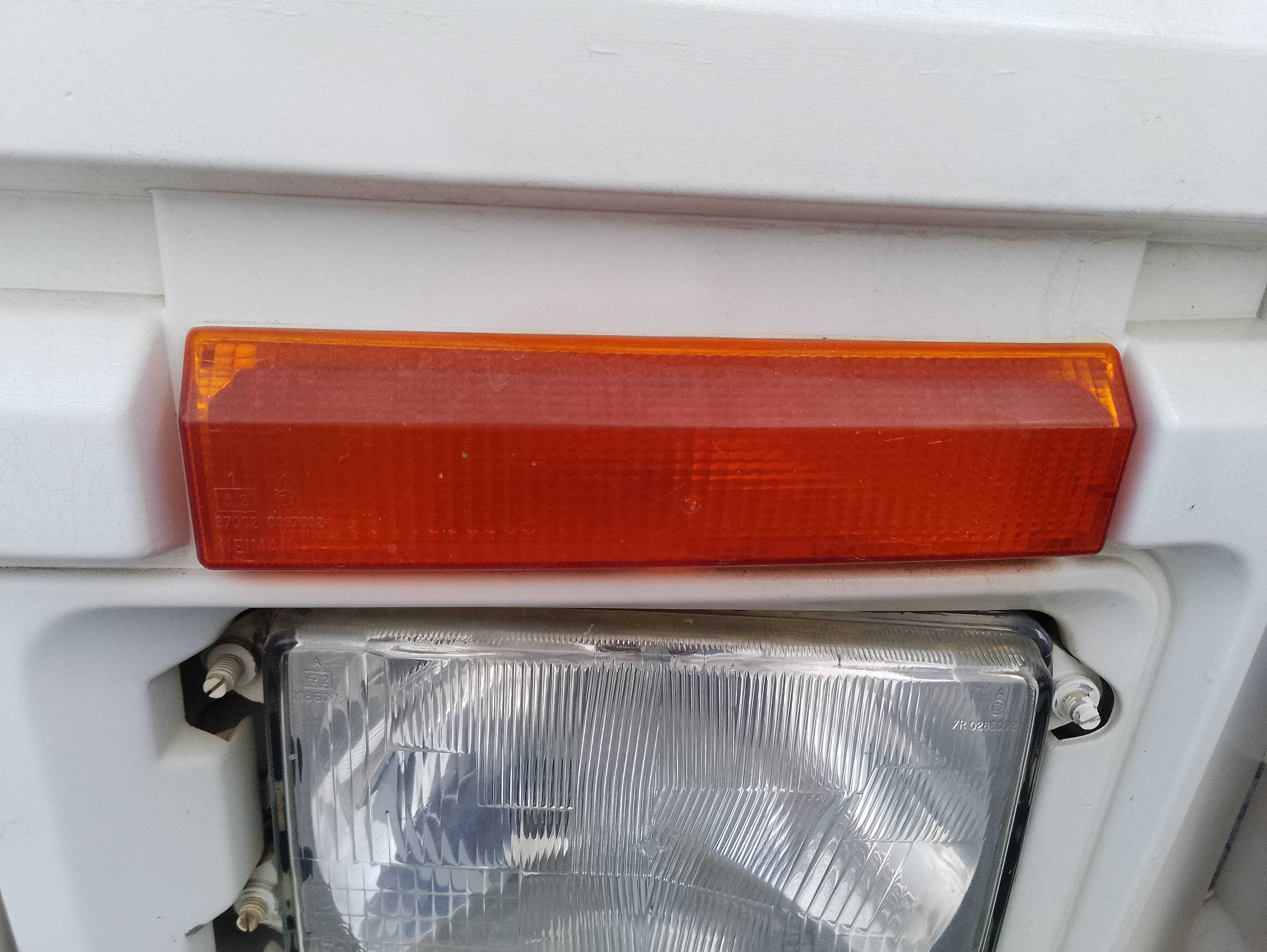 Recambio de piloto delantero izquierdo para renault s 12008 a referencia OEM IAM   