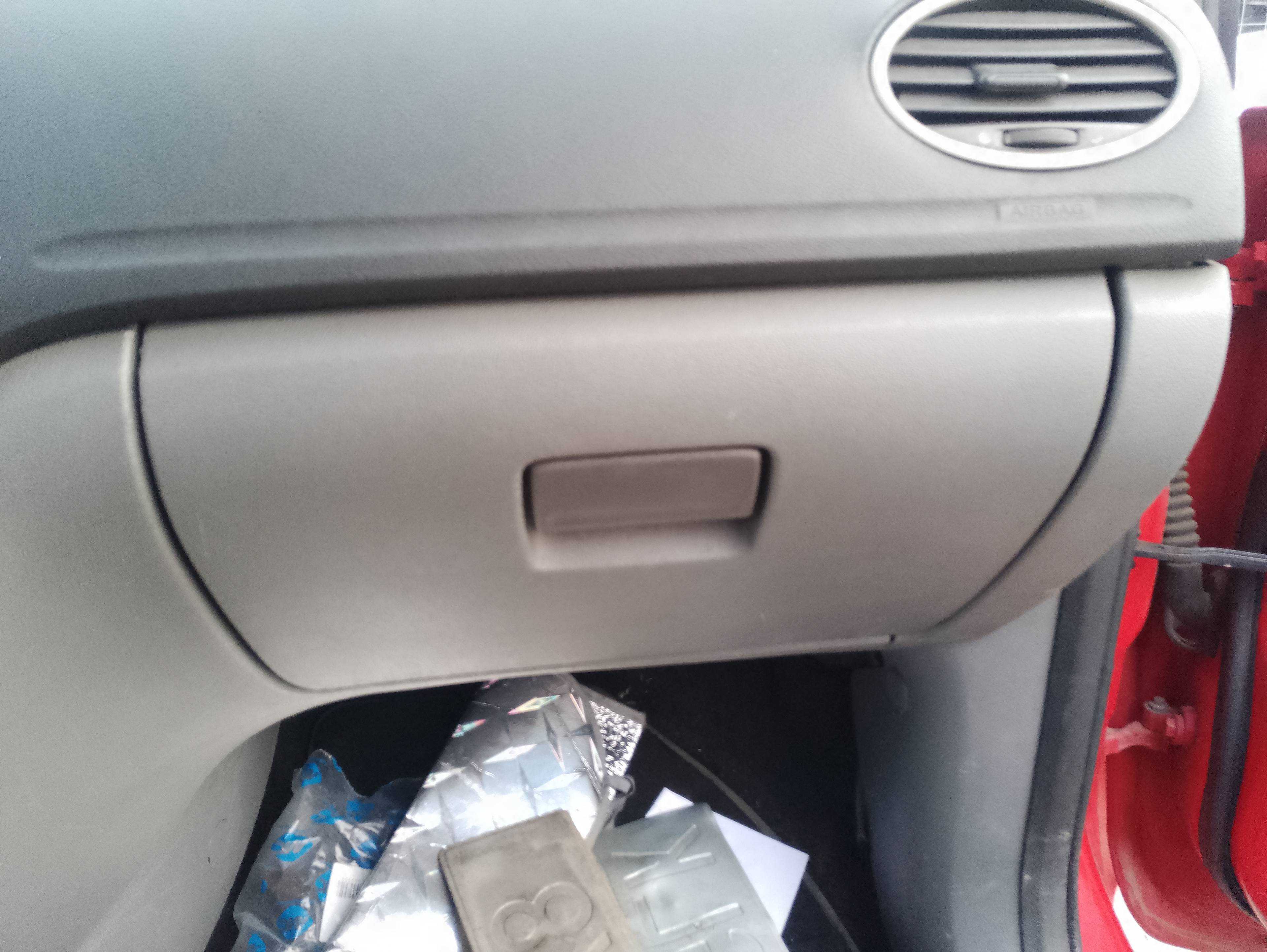 Recambio de guantera para ford focus berlina (cap) ambiente (d) referencia OEM IAM   