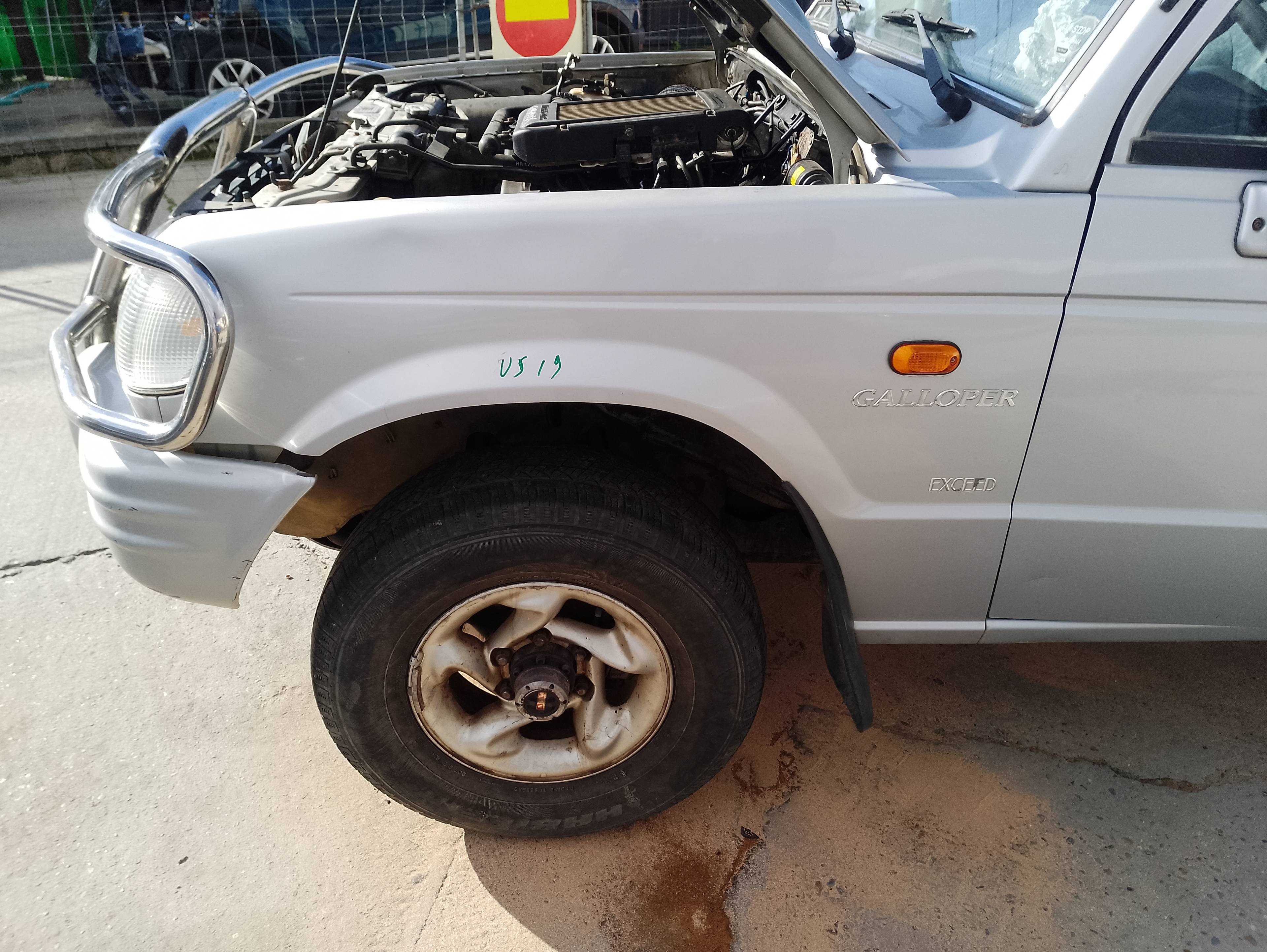 Recambio de aleta delantera izquierda para mitsubishi galloper (hyundai) 2.5 td (5-ptas.) referencia OEM IAM   