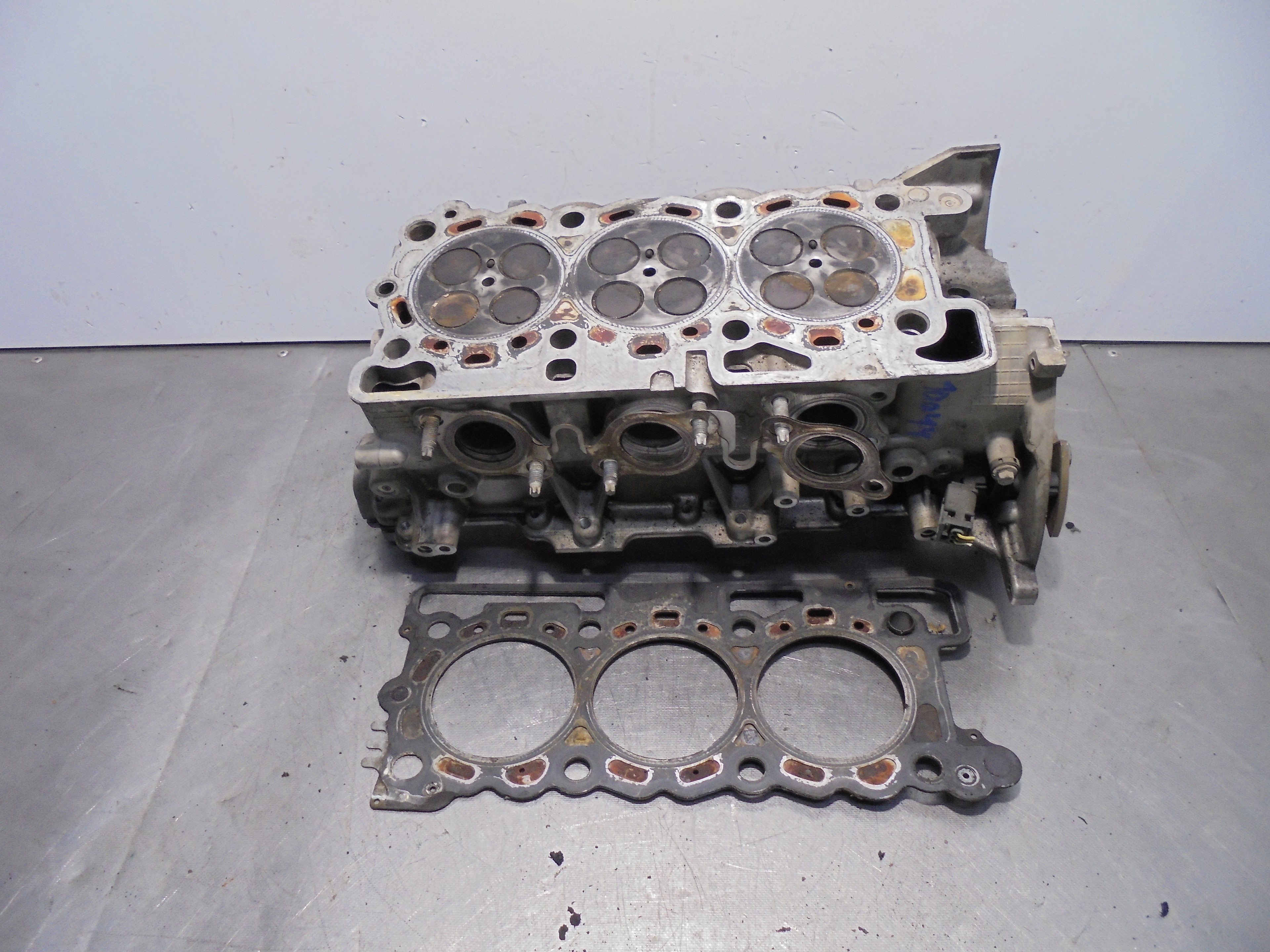 Recambio de culata para land rover range rover sport v6 td hse referencia OEM IAM PM4R8Q6C064  
