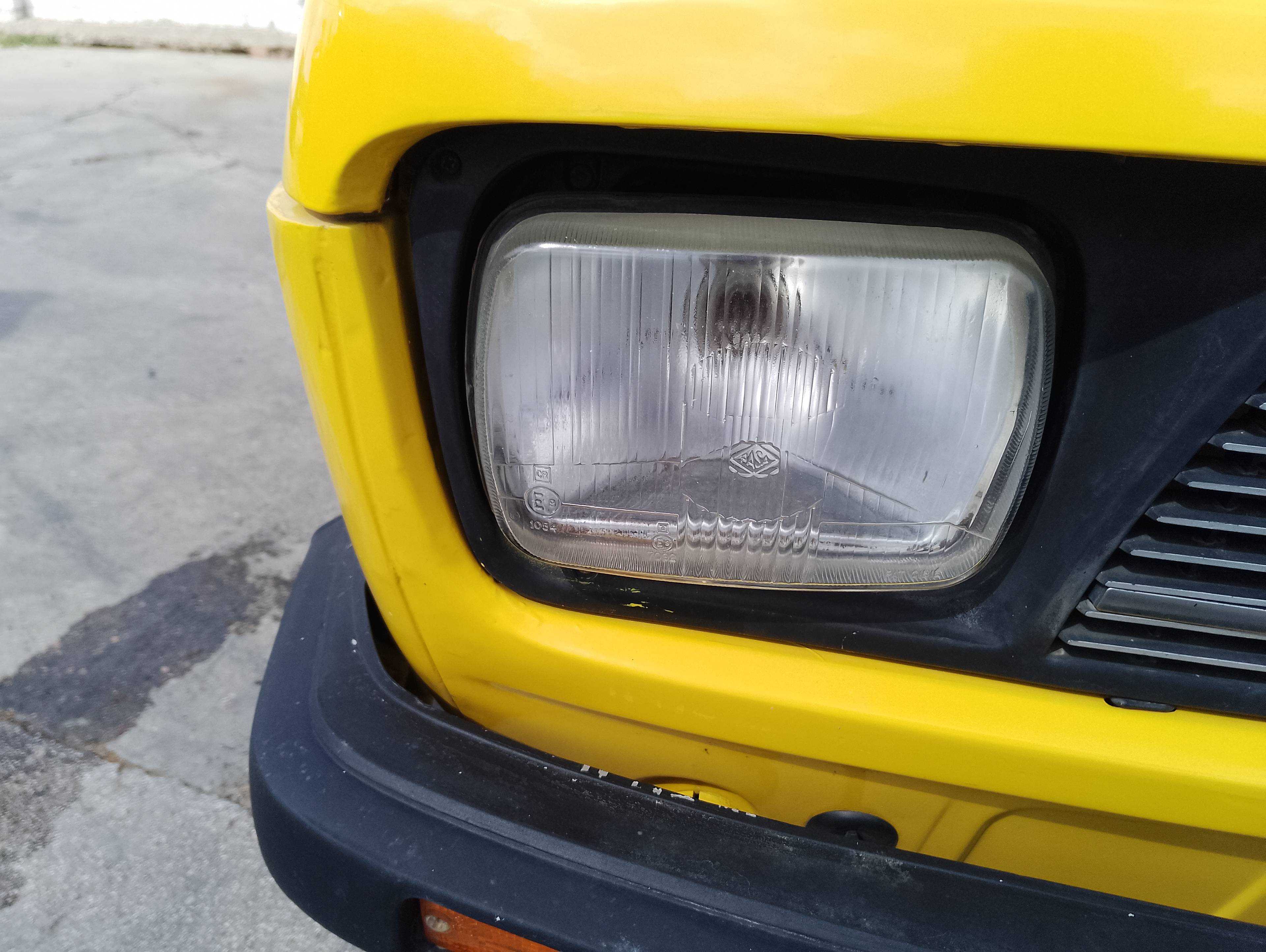 Recambio de faro derecho para seat 127 referencia OEM IAM   