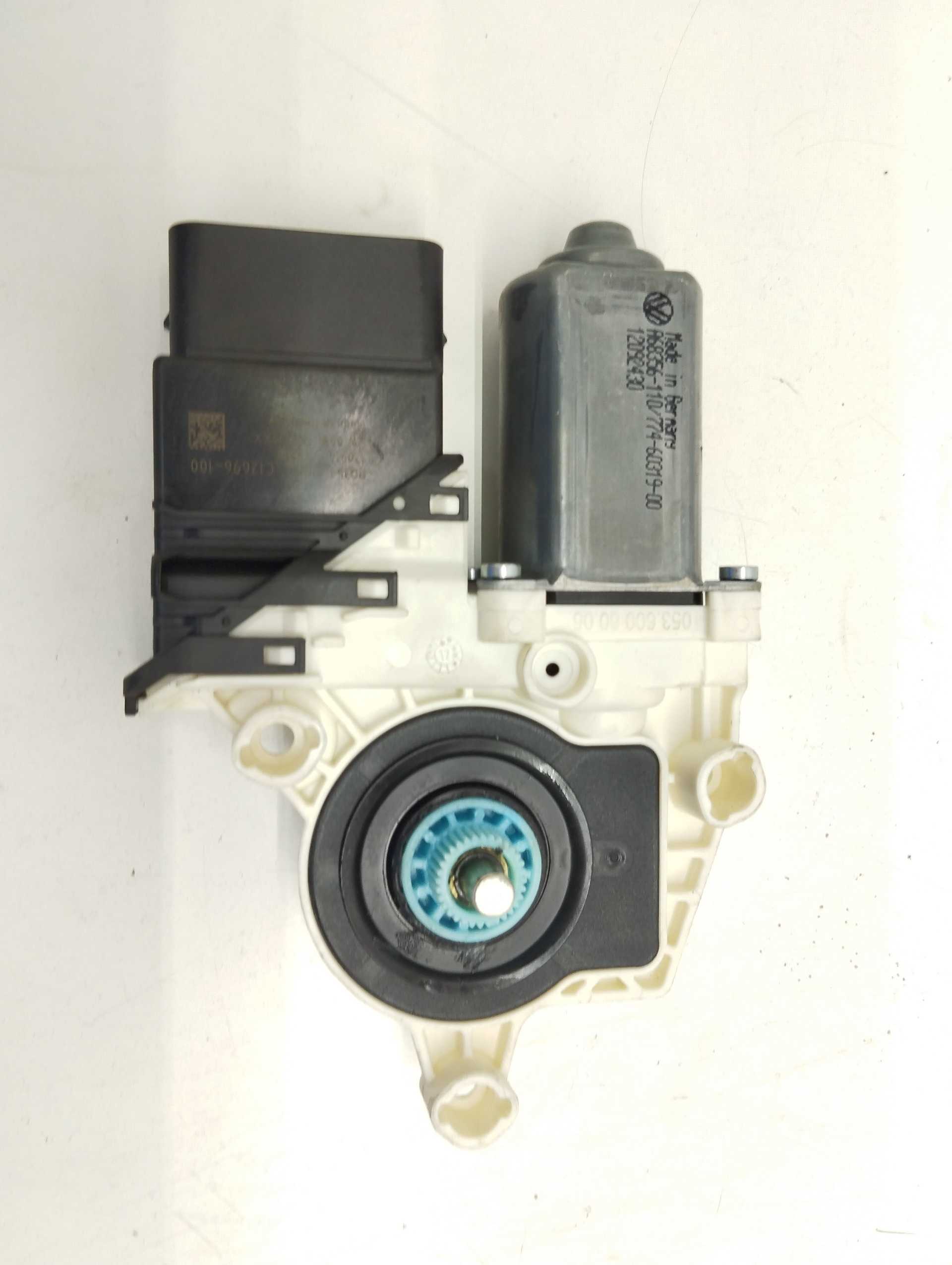 Recambio de motor elevalunas trasero izquierdo para volkswagen tiguan (5n2) advance bluemotion referencia OEM IAM 5N0959703F A68