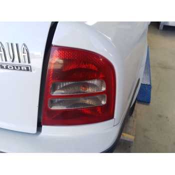 Recambio de piloto trasero derecho para skoda octavia i (1u2) 1.9 tdi referencia OEM IAM 1U6945112A  