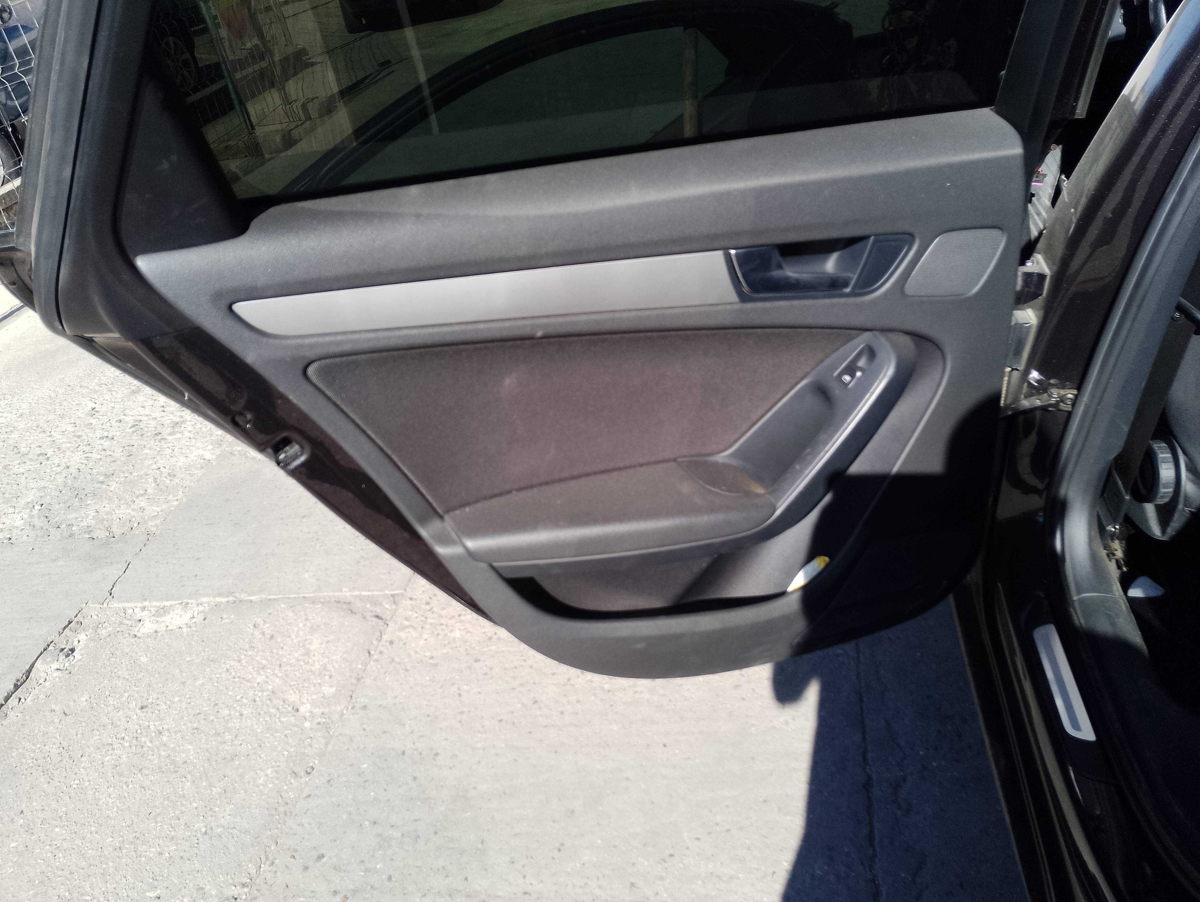 Recambio de guarnecido puerta trasera izquierda para audi a4 avant (8k5) (2008) básico referencia OEM IAM   