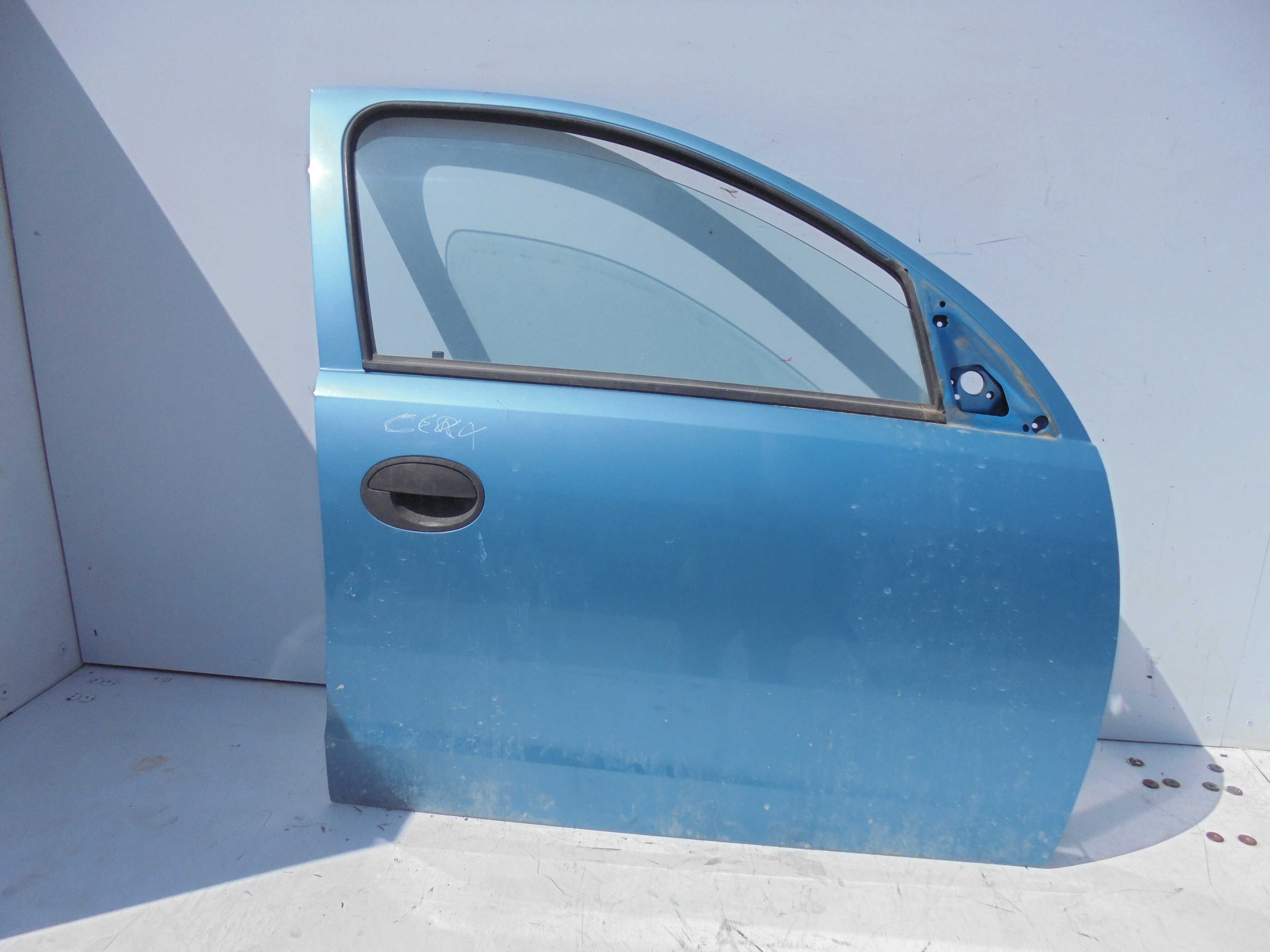 Recambio de puerta delantera derecha para opel corsa c club referencia OEM IAM   