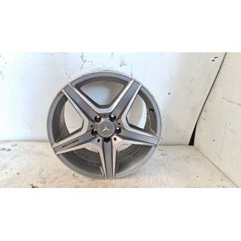 LLANTA r18 a2044013902 
